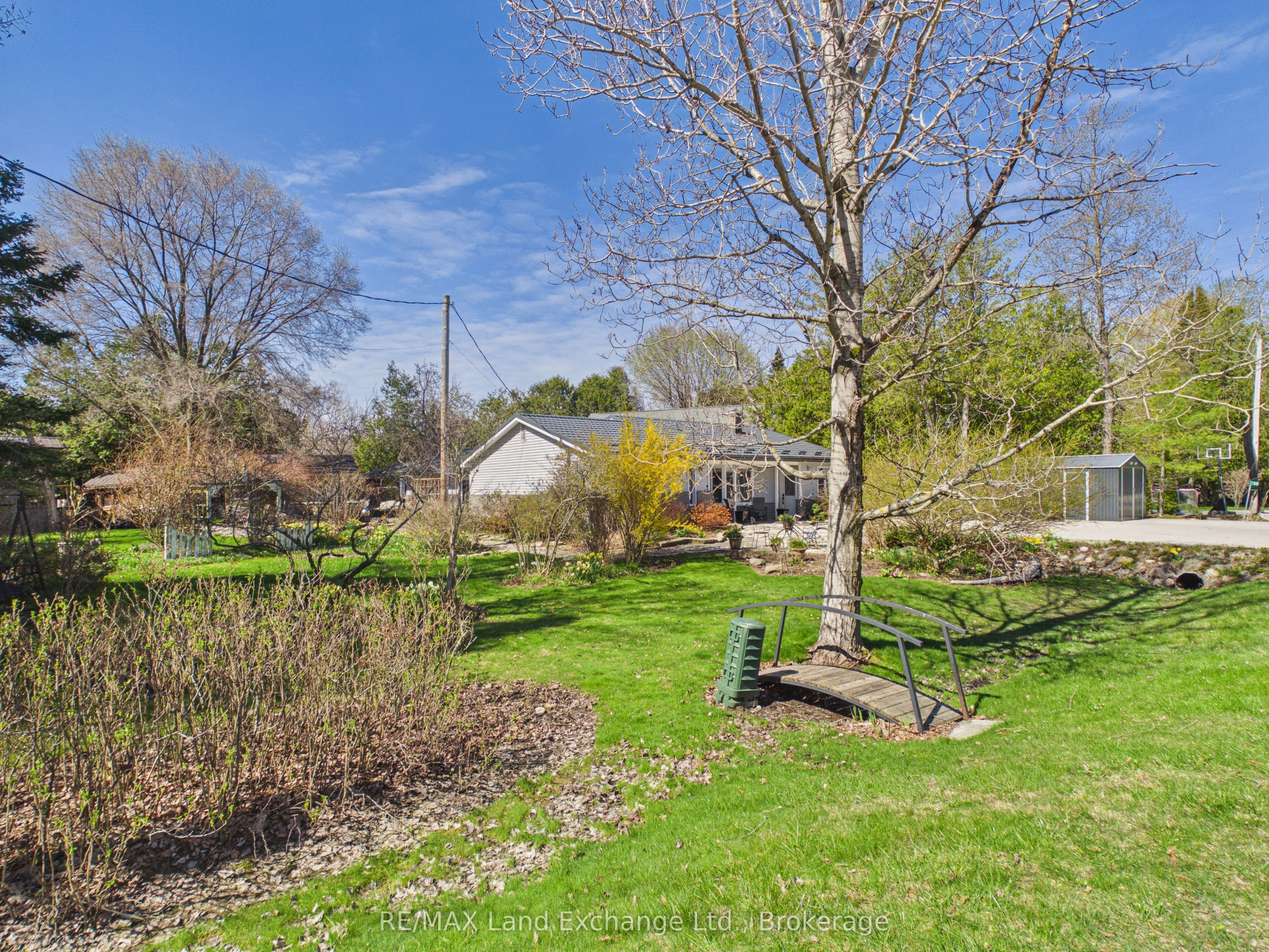 15 North Cedar Lane Property Photo 10