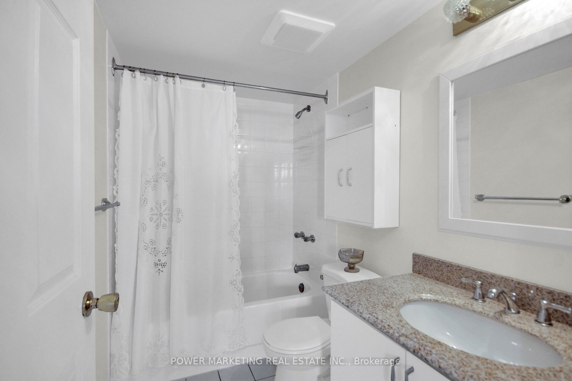 1440 Heron Road 212 Property Photo 28