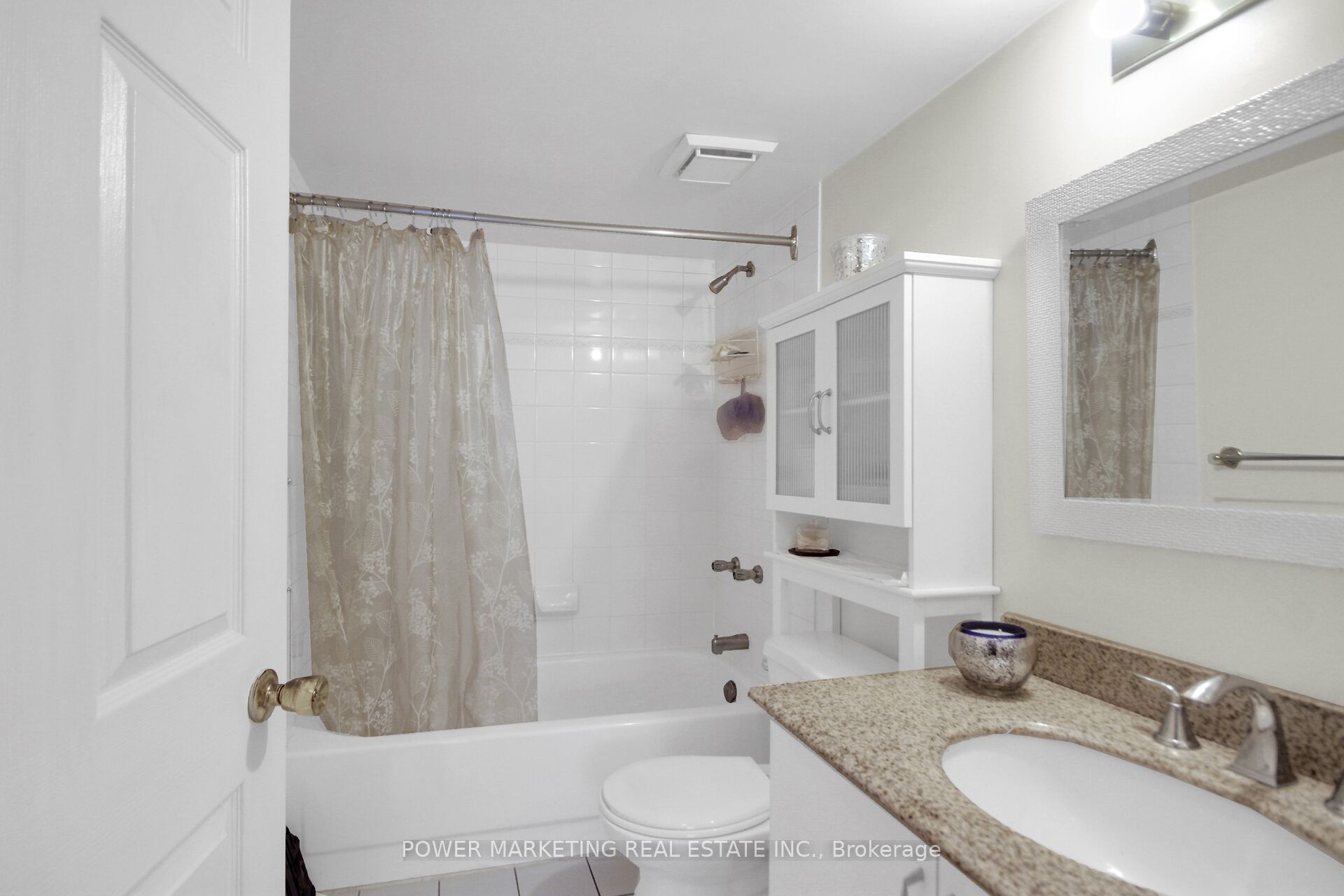 1440 Heron Road 212 Property Photo 33