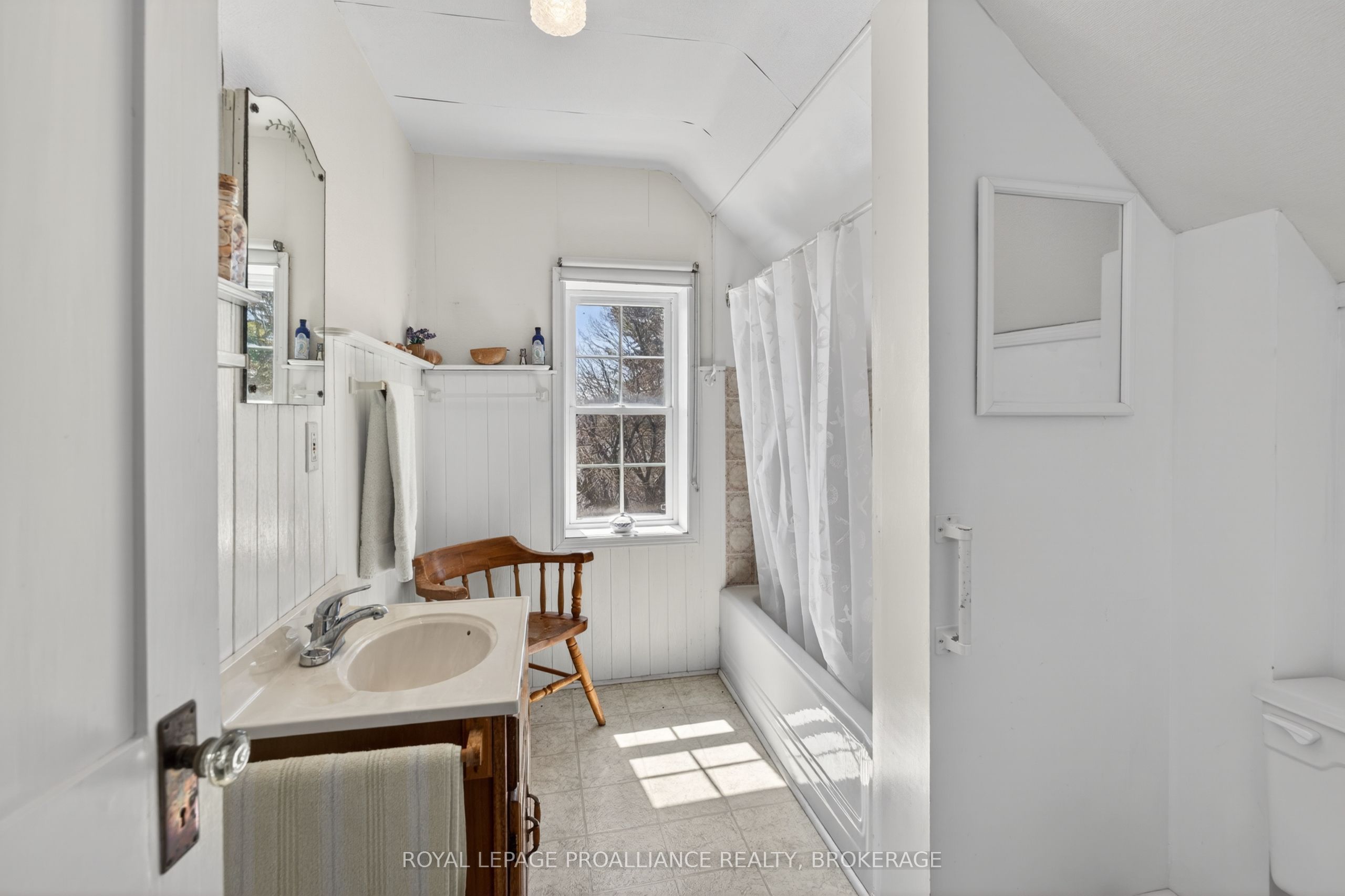 1 Pond Street Property Photo 33