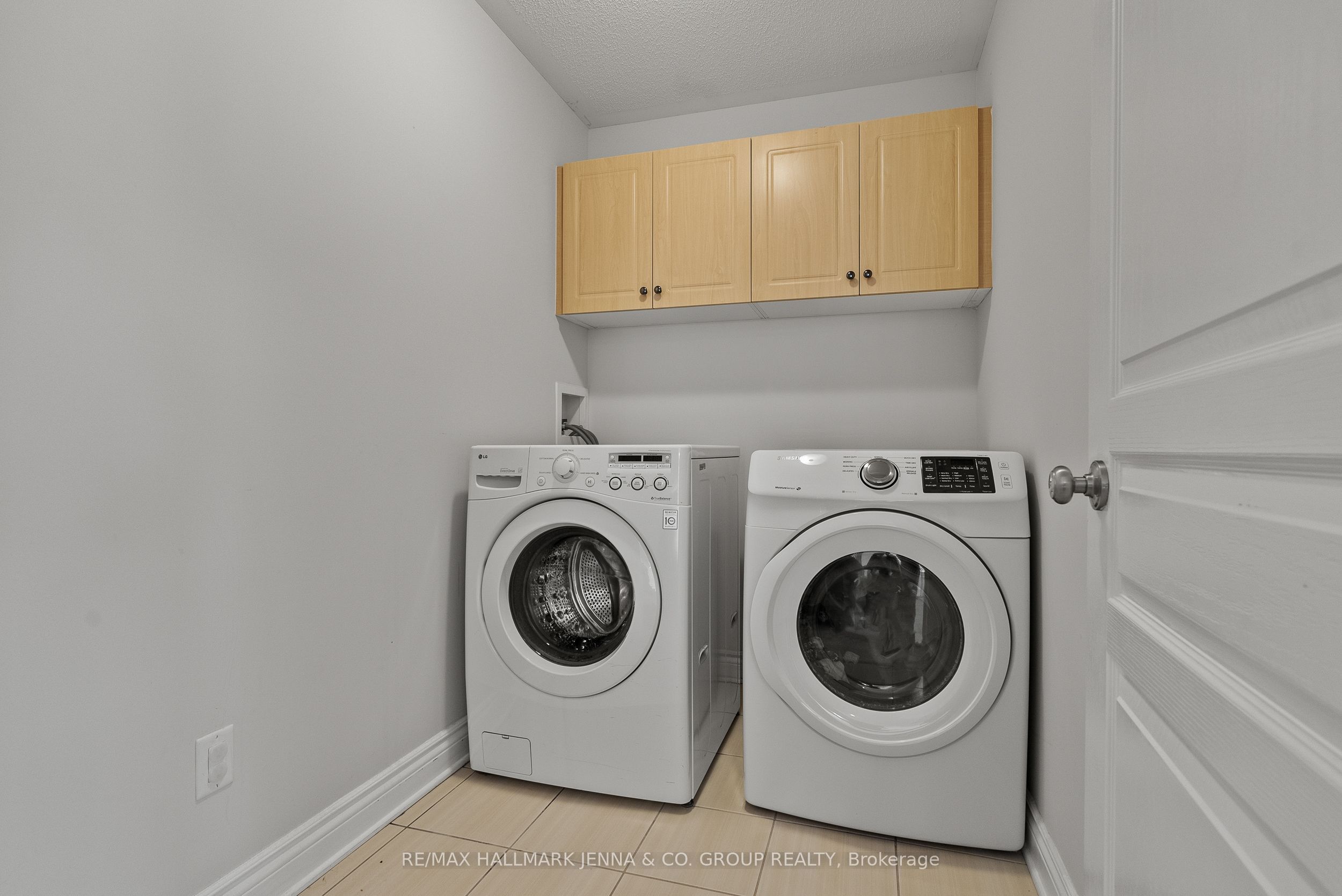 281 Topaze Crescent Property Photo 24