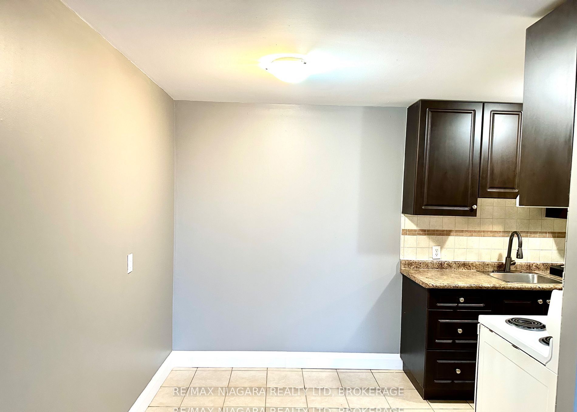 7 Riverview Boulevard 101 Property Photo 10