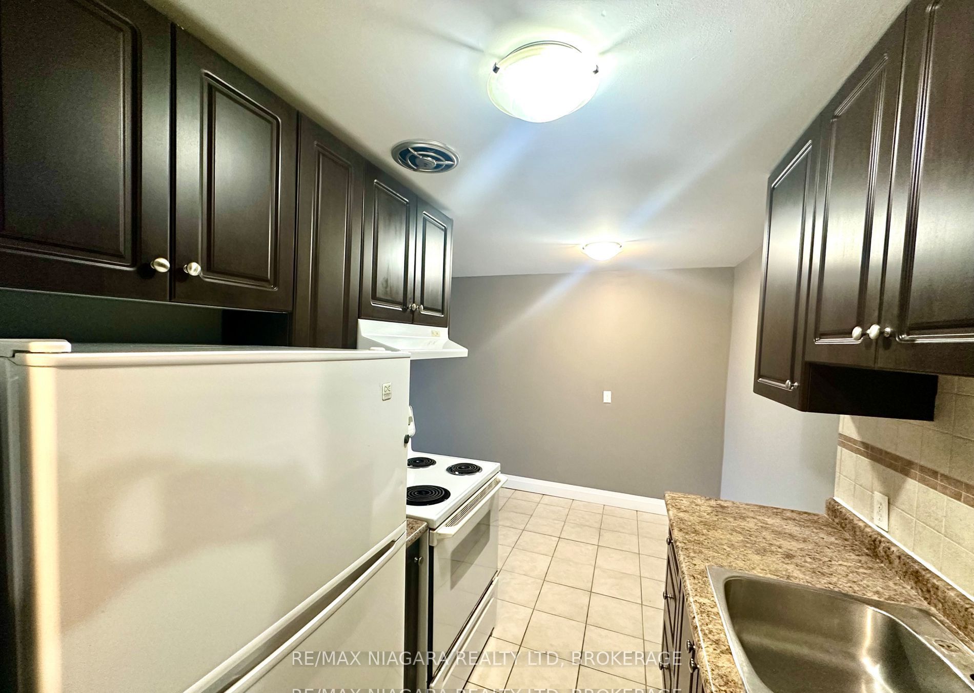 7 Riverview Boulevard 101 Property Photo 18