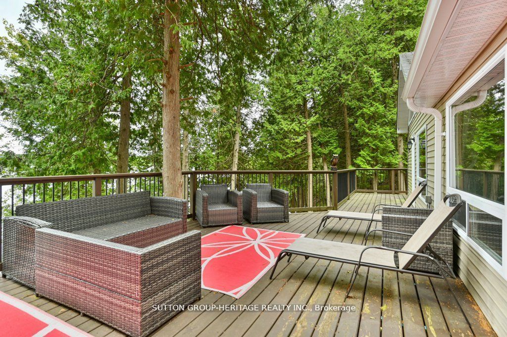 224 Shoreline Lane Property Photo 9