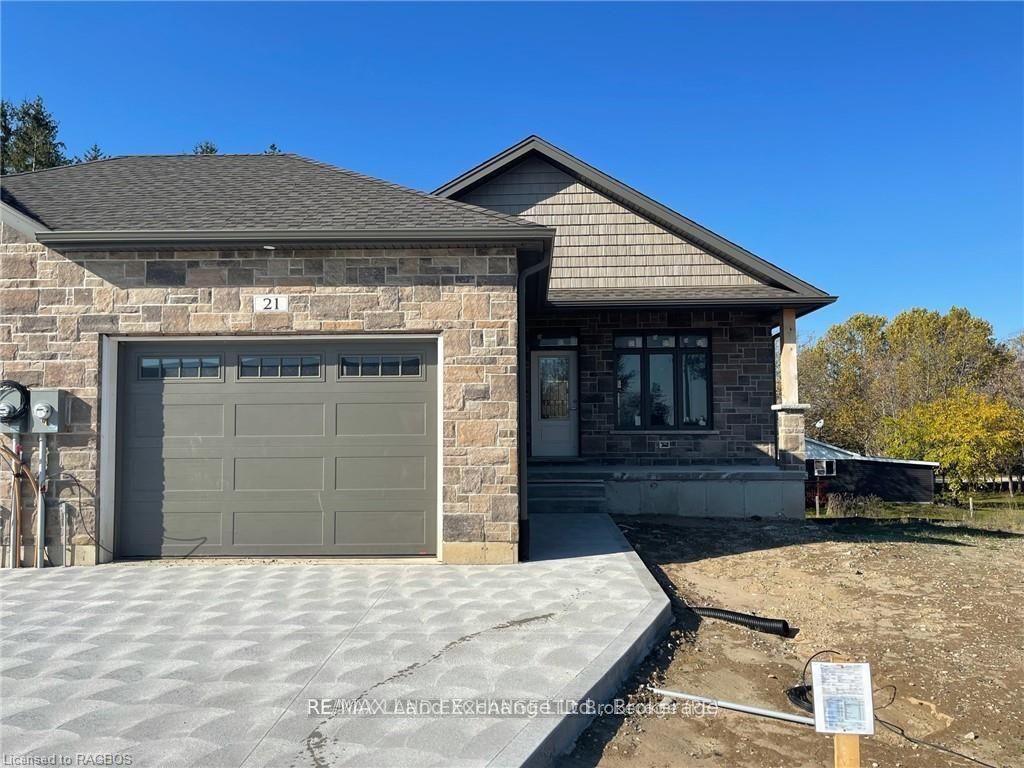 21 Nyah Court Property Photo 1