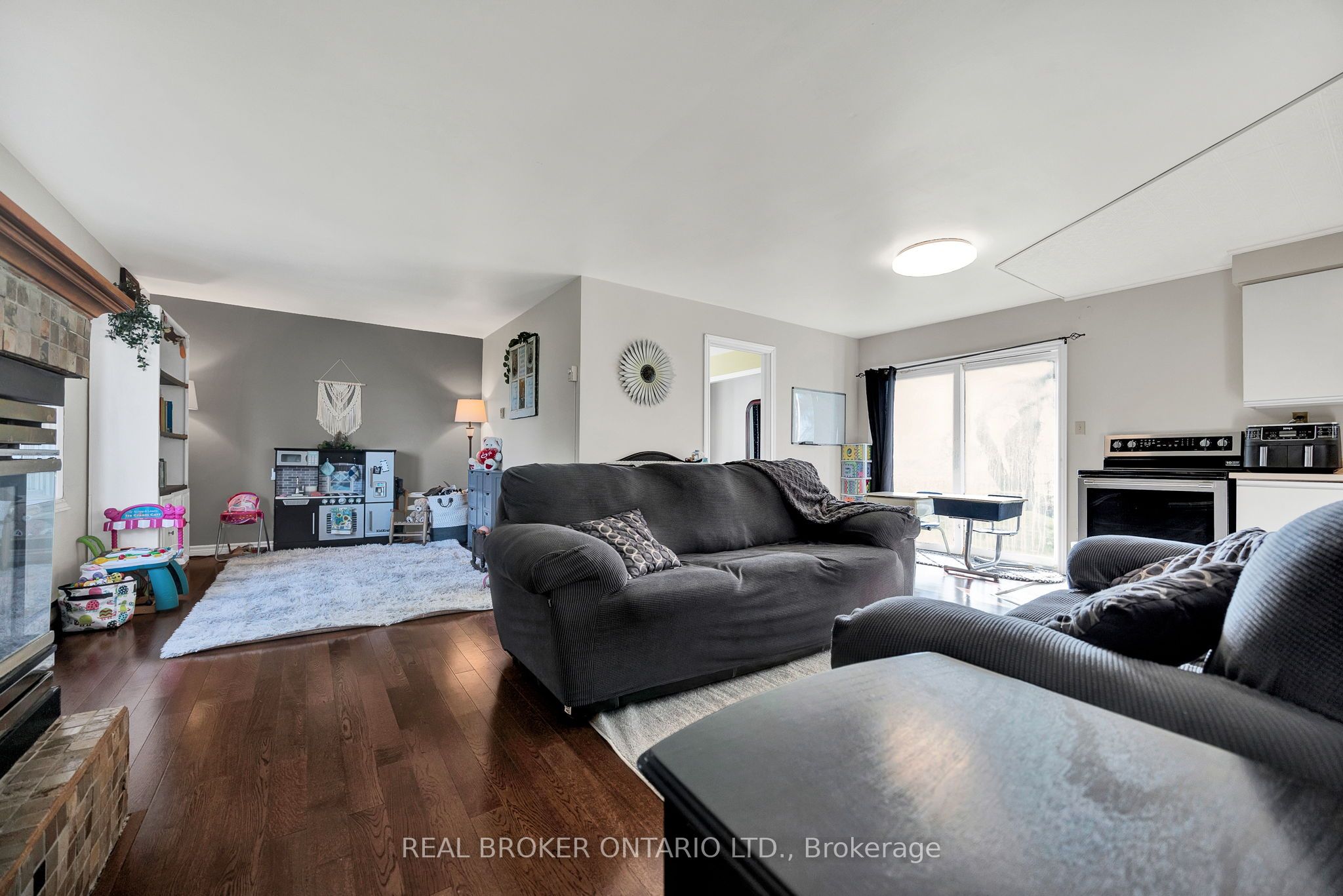 3766 Lobsinger Line Property Photo 10