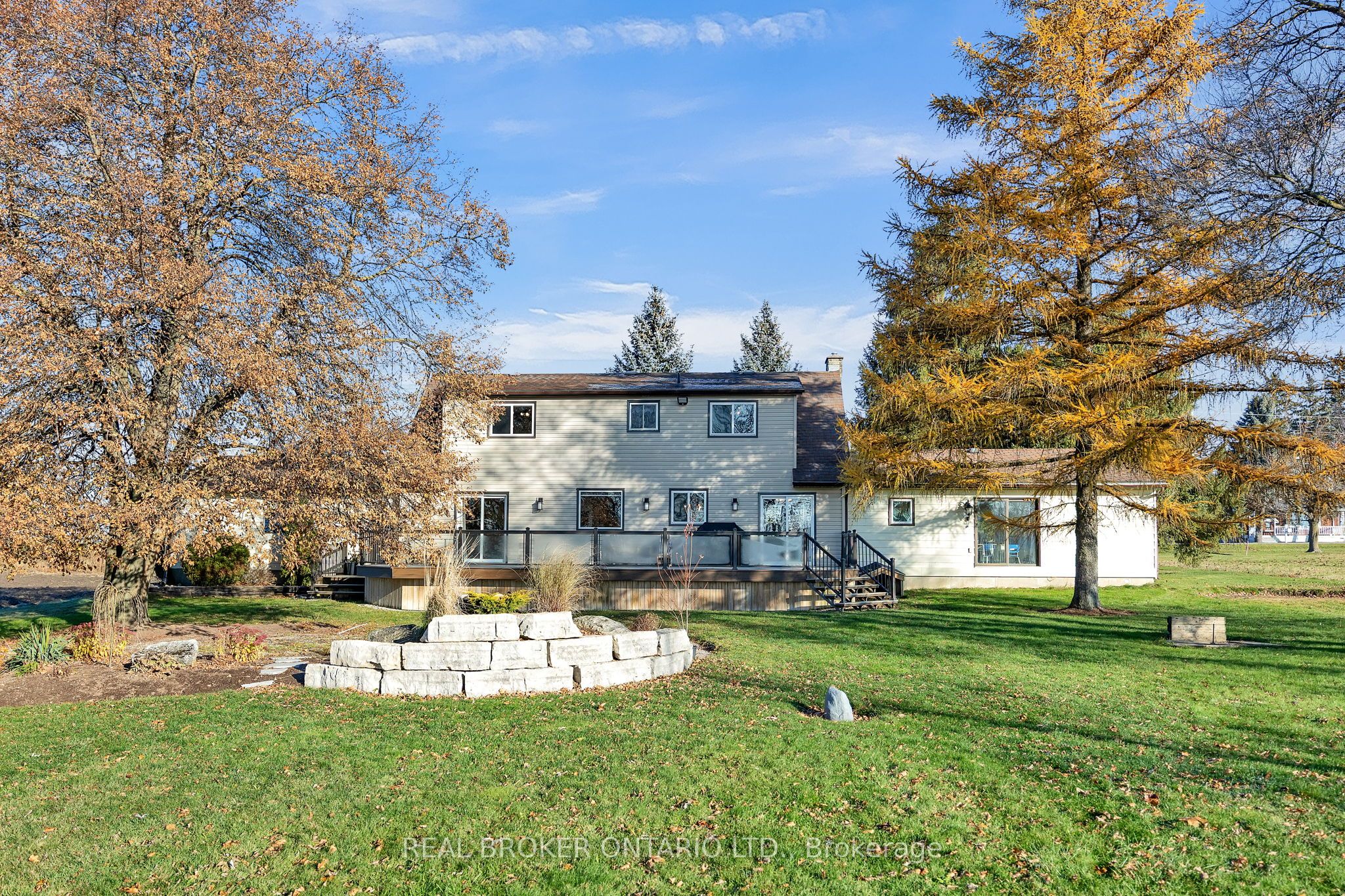 3766 Lobsinger Line Property Photo 31