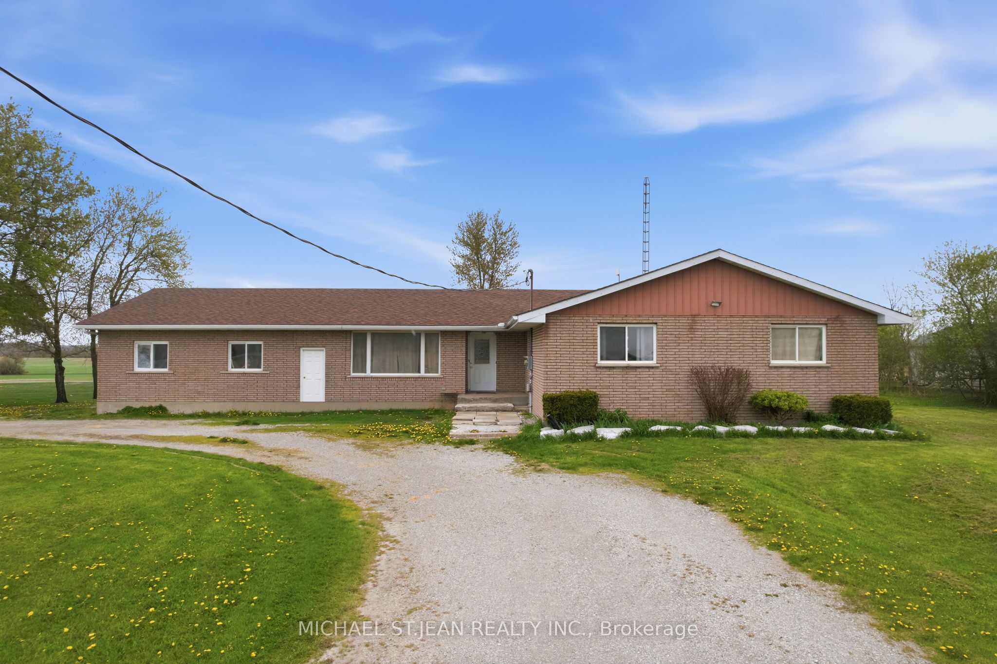 2264 Regional Rd 55 Property Photo 2