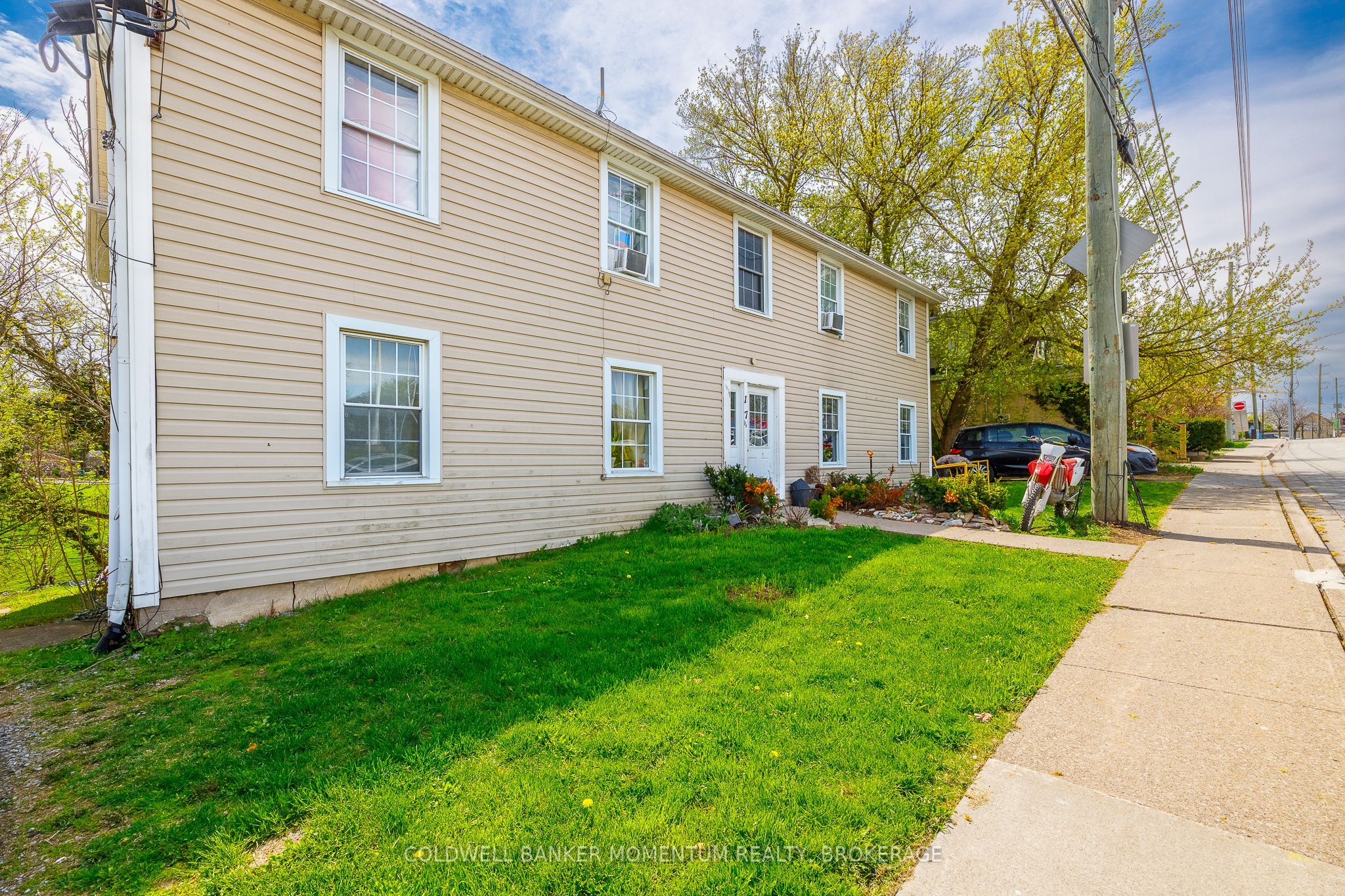 17 Hainer Street Property Photo 16