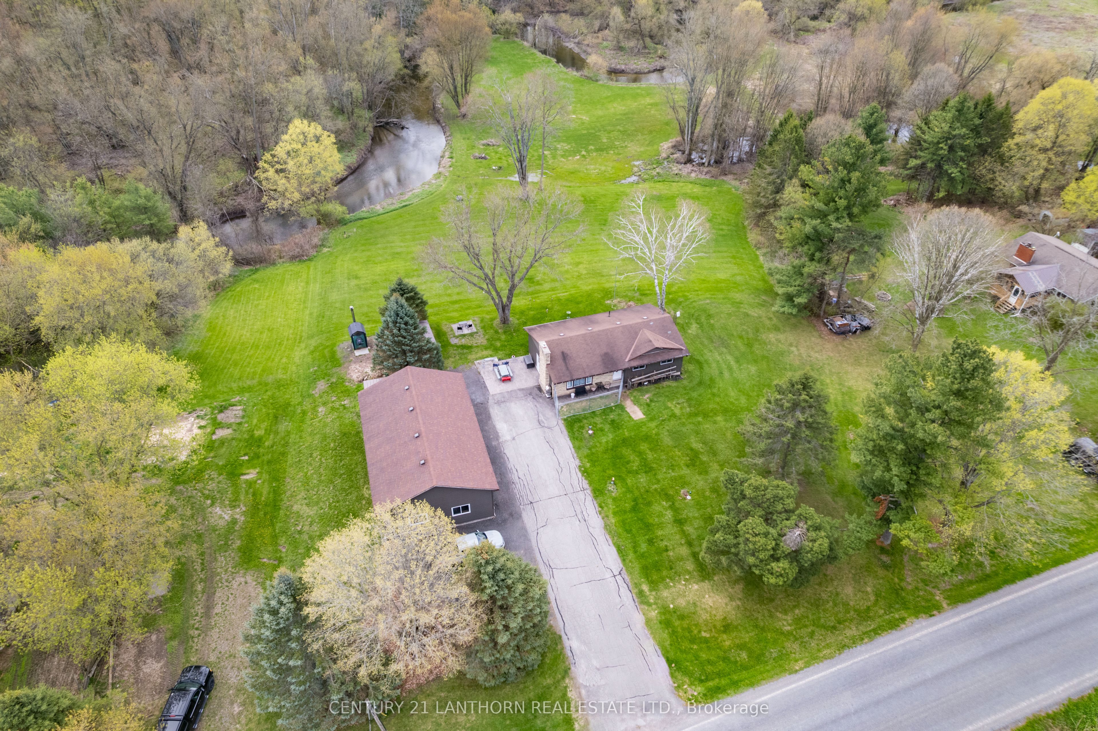 1123 Old Wooler Road Property Photo 1