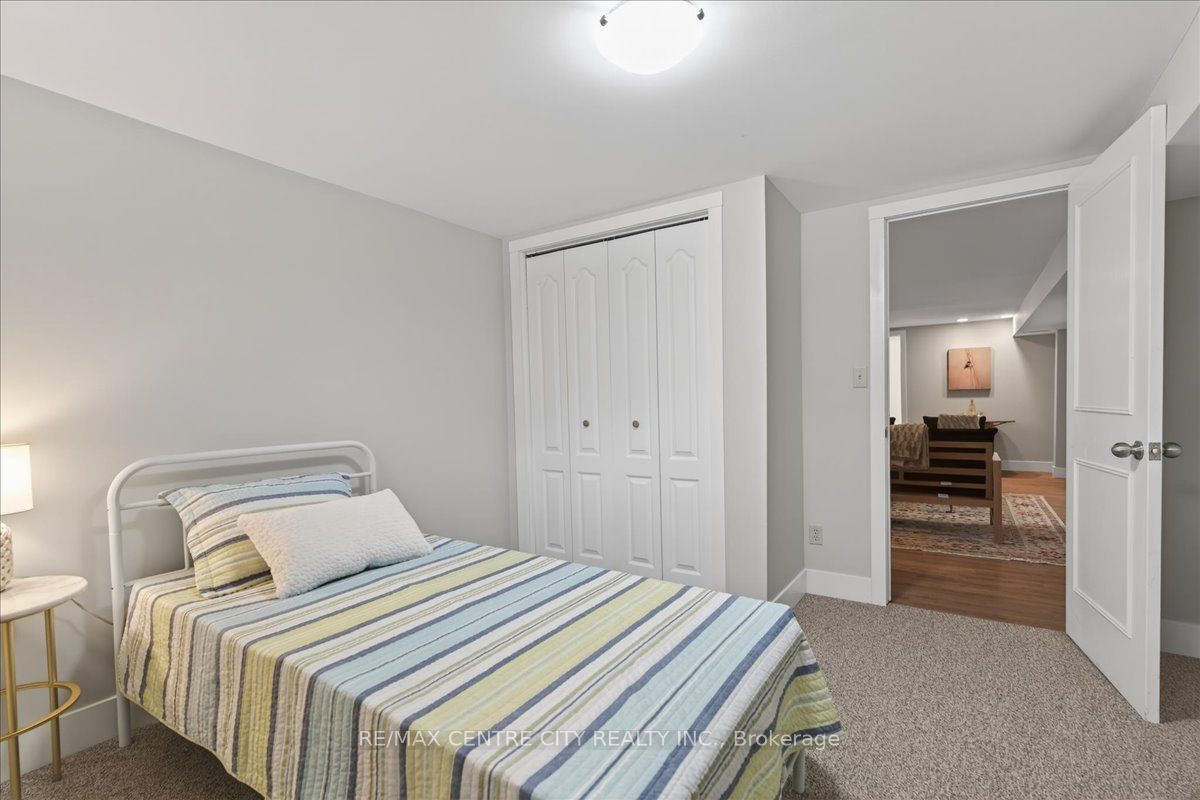 1102 Prince Philip Drive Property Photo 33
