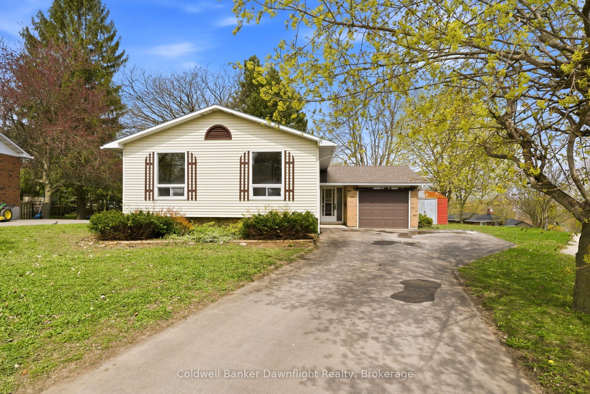 516 Maitland Court Property Photo 1