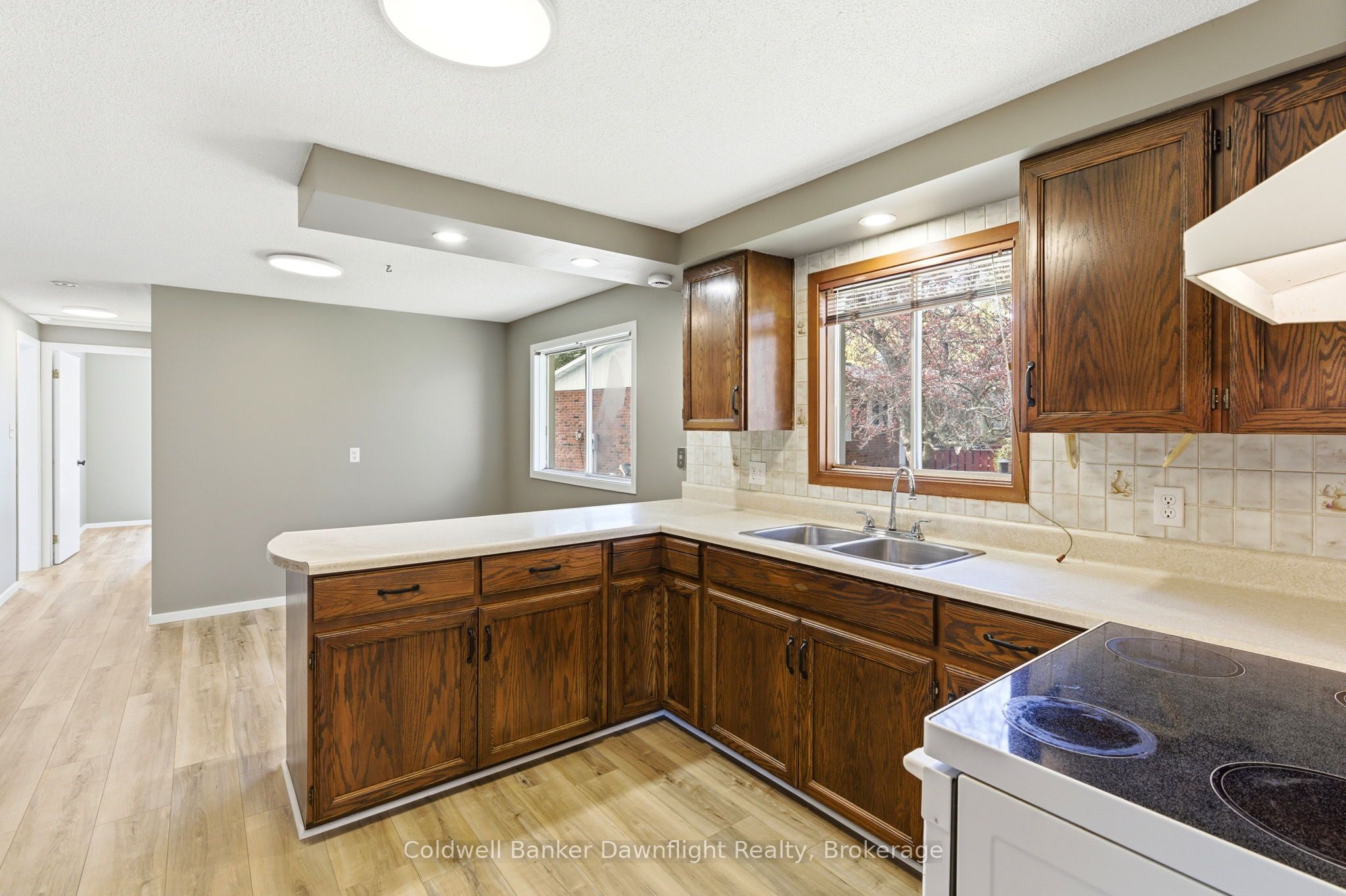 516 Maitland Court Property Photo 18
