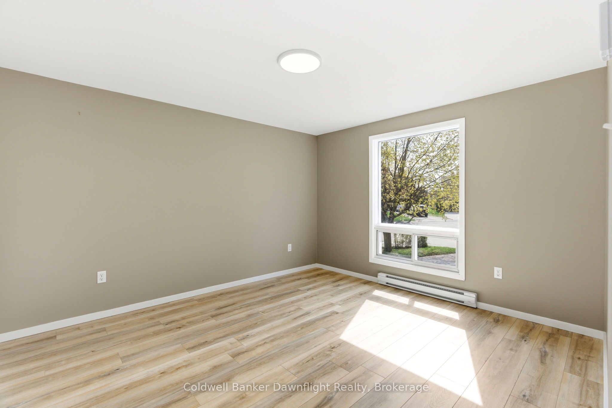 516 Maitland Court Property Photo 28