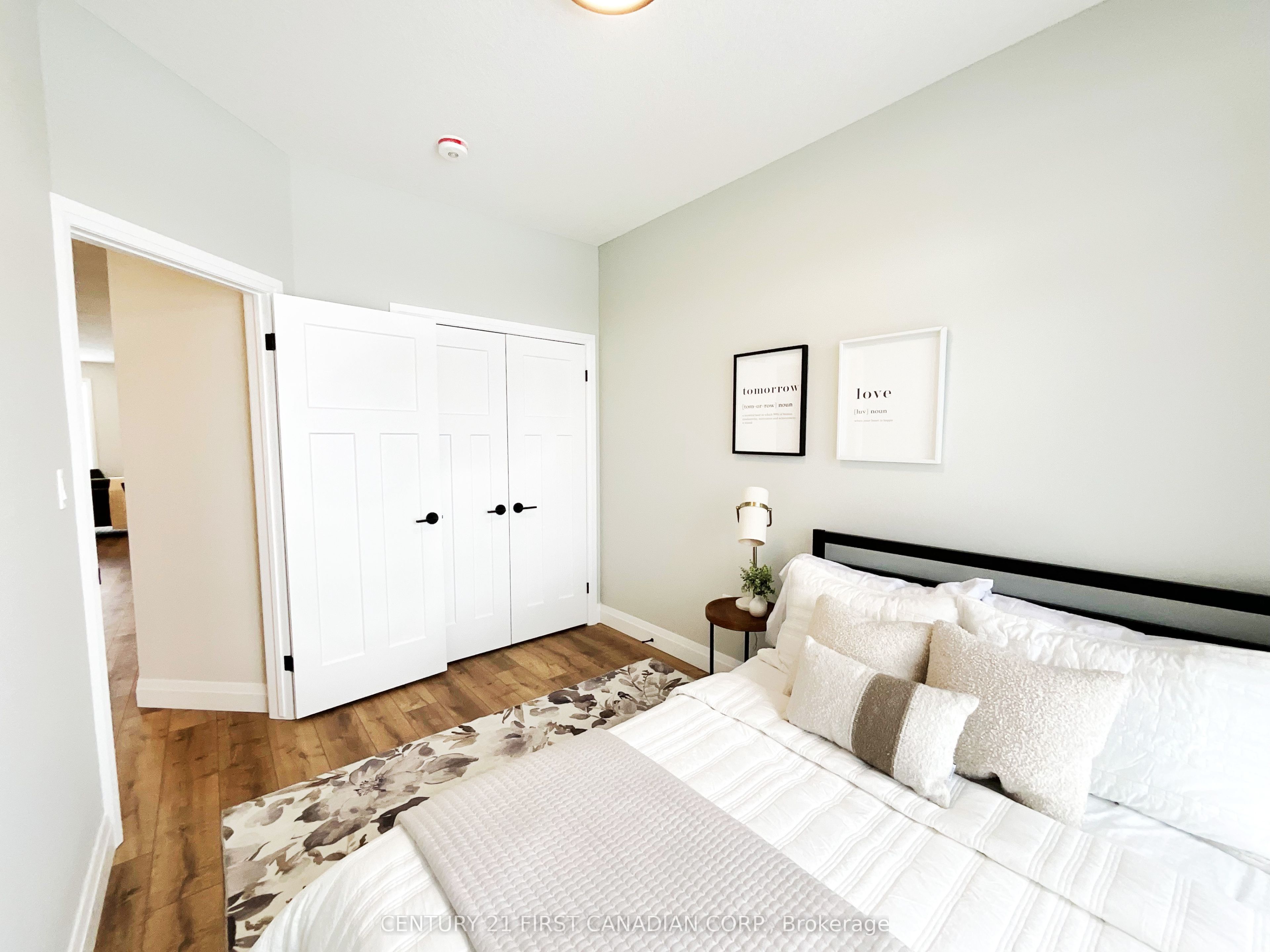7 Postma Crescent Property Photo 6