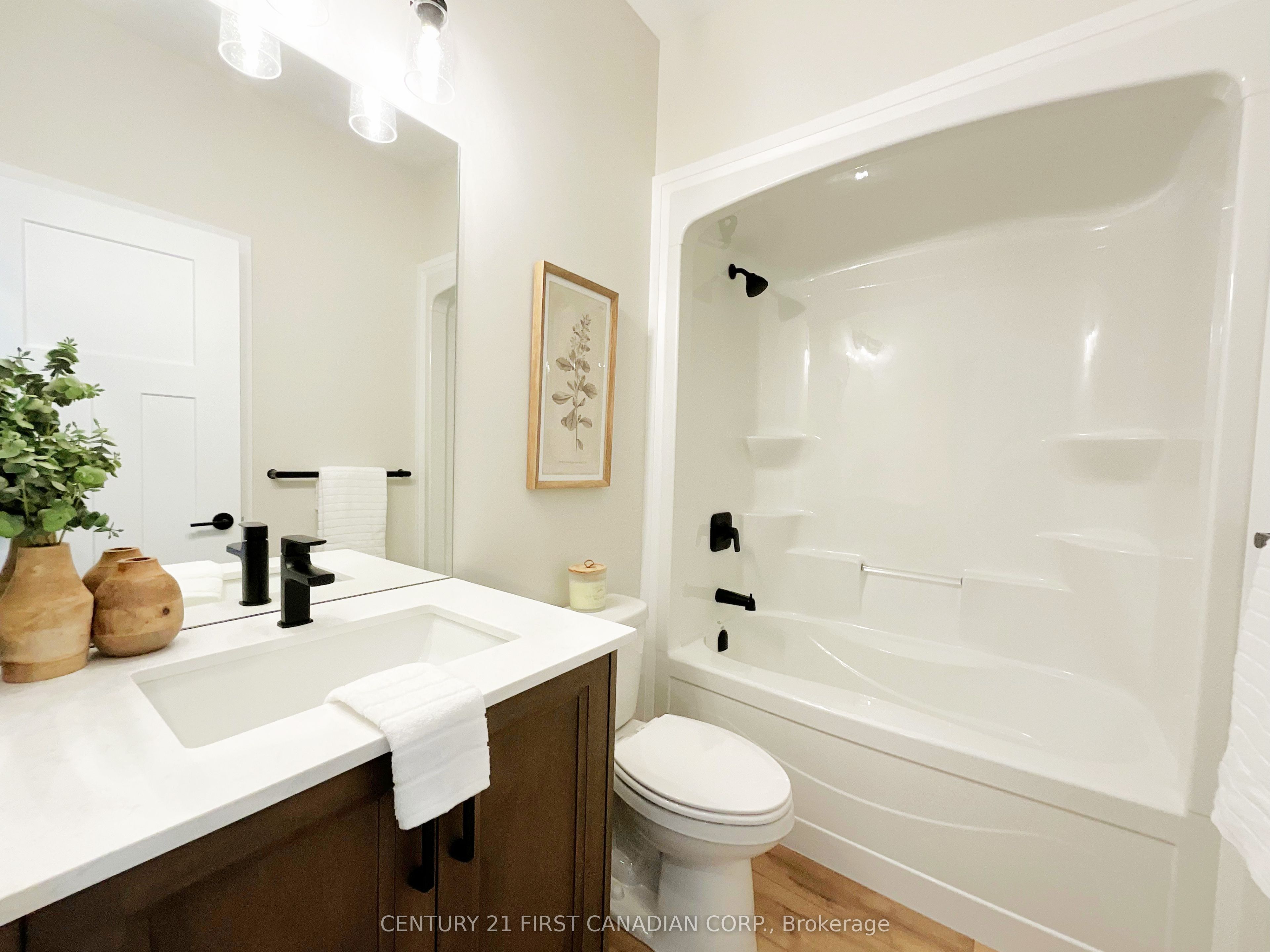 7 Postma Crescent Property Photo 8