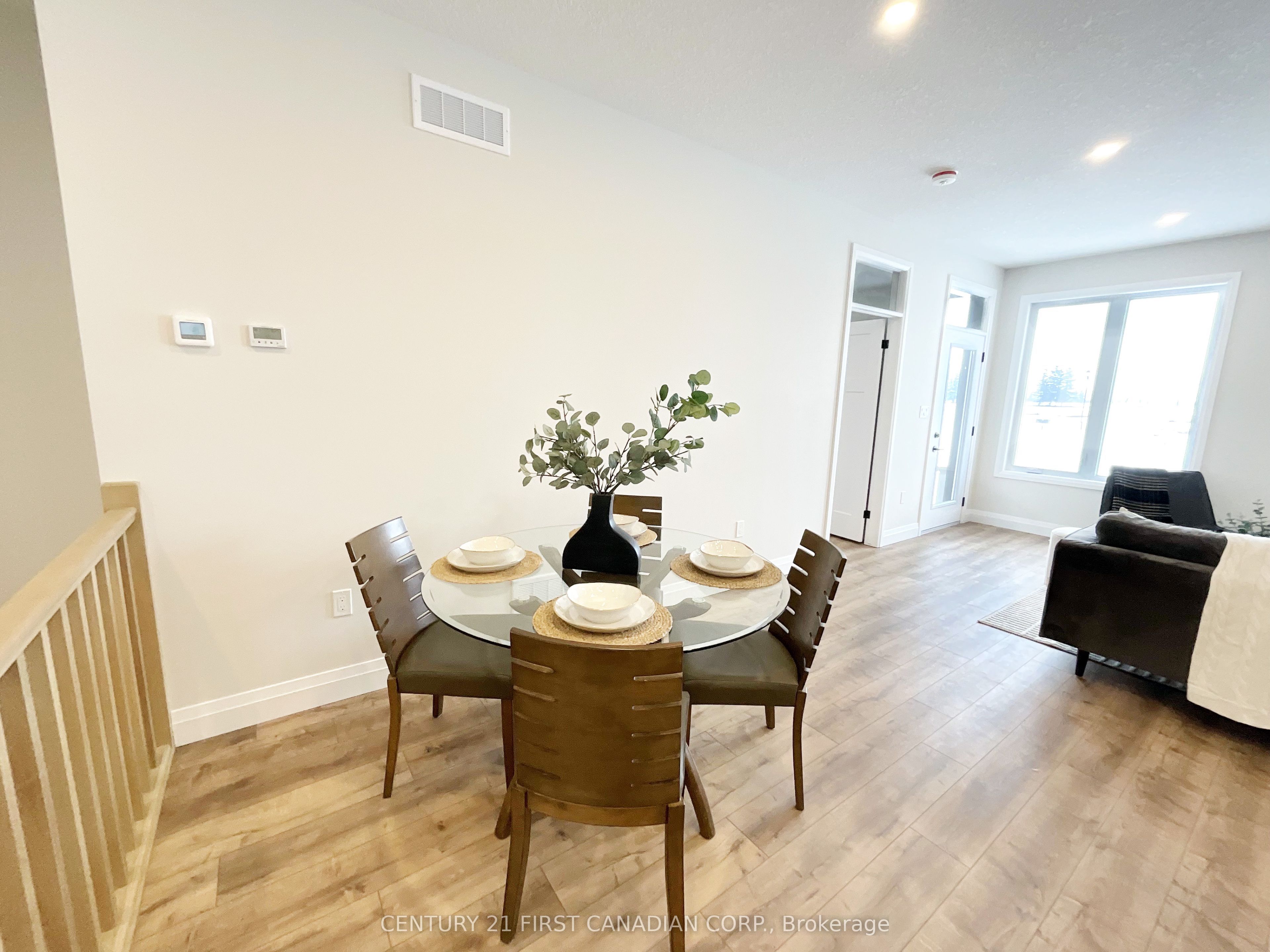 7 Postma Crescent Property Photo 11