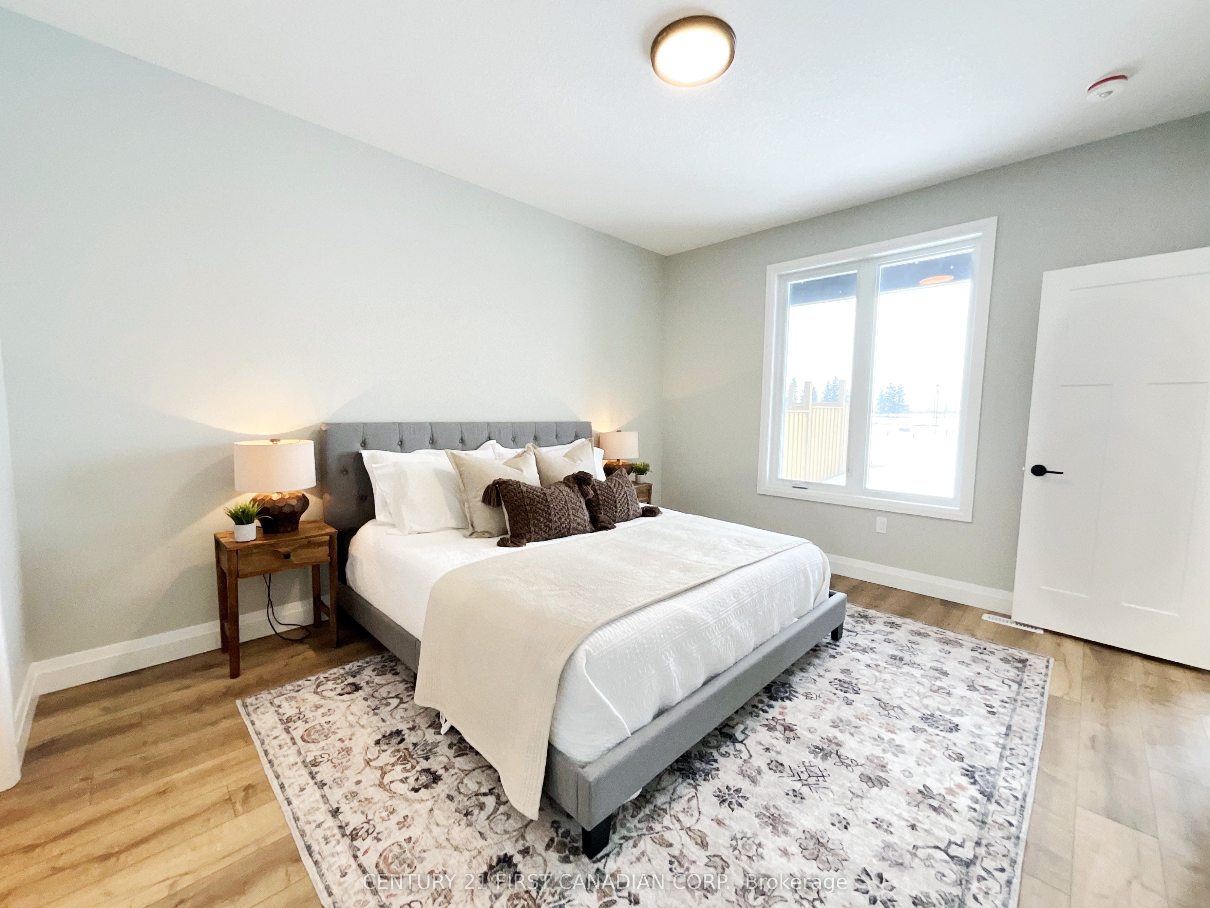 7 Postma Crescent Property Photo 21