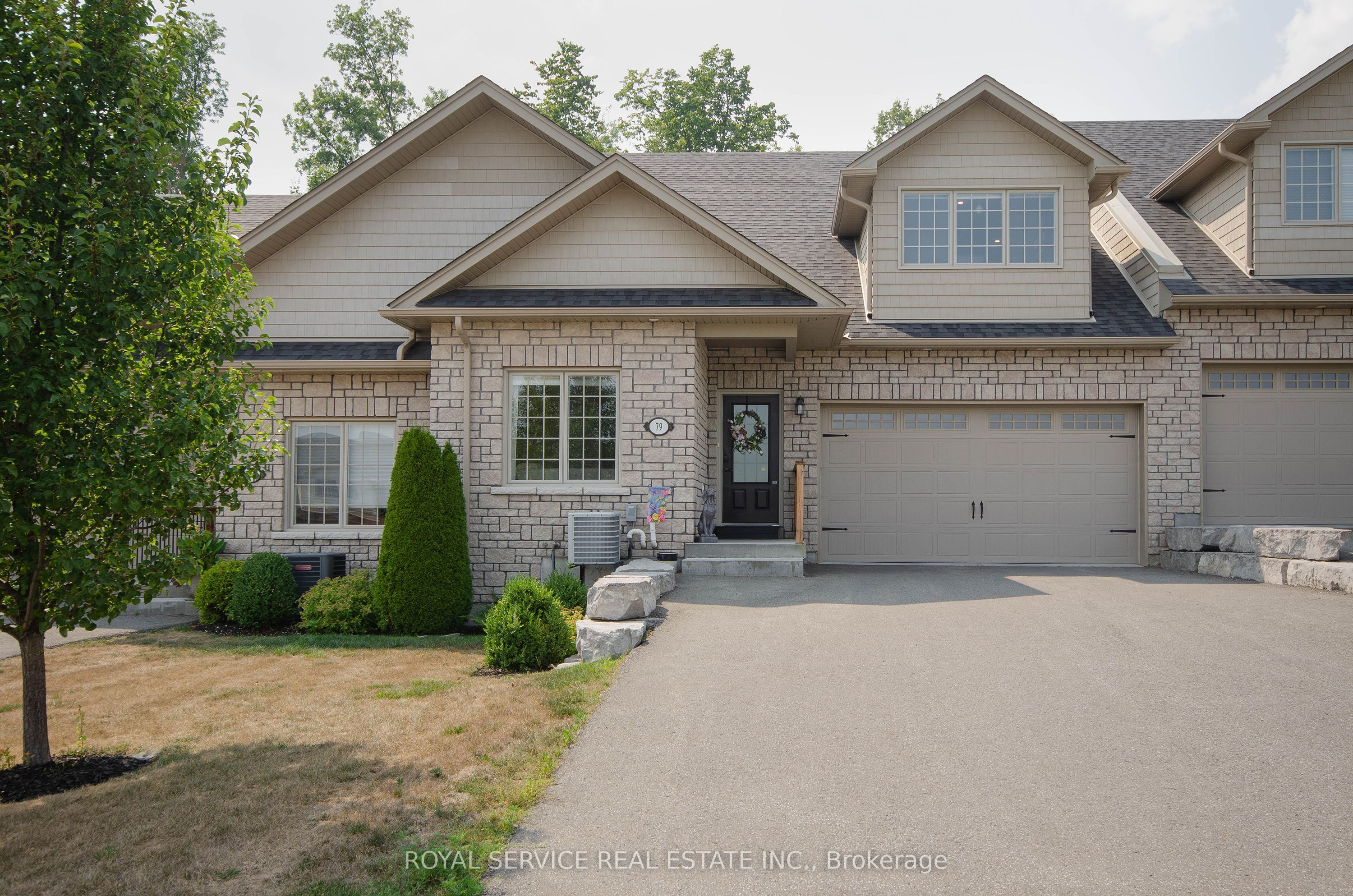 79 Orchard Way Property Photo 1