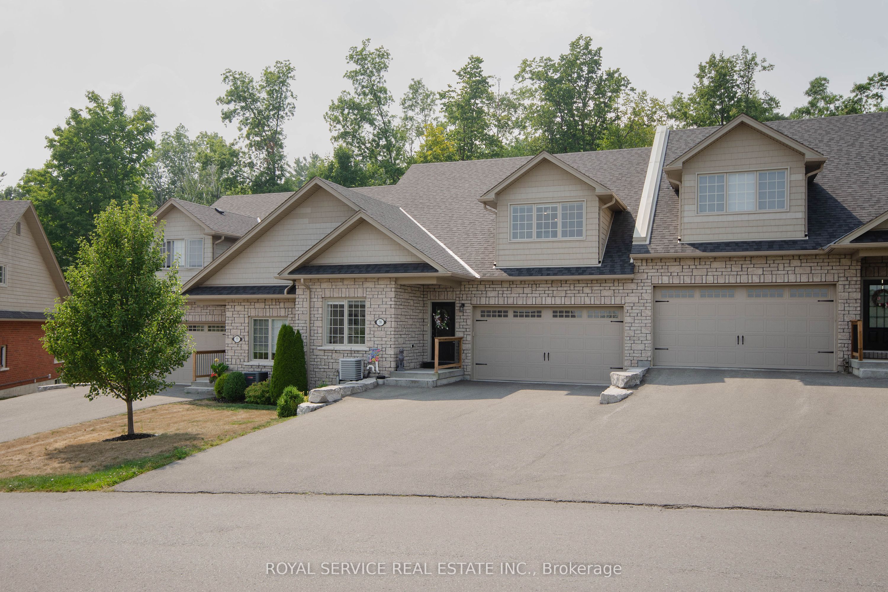 79 Orchard Way Property Photo 2
