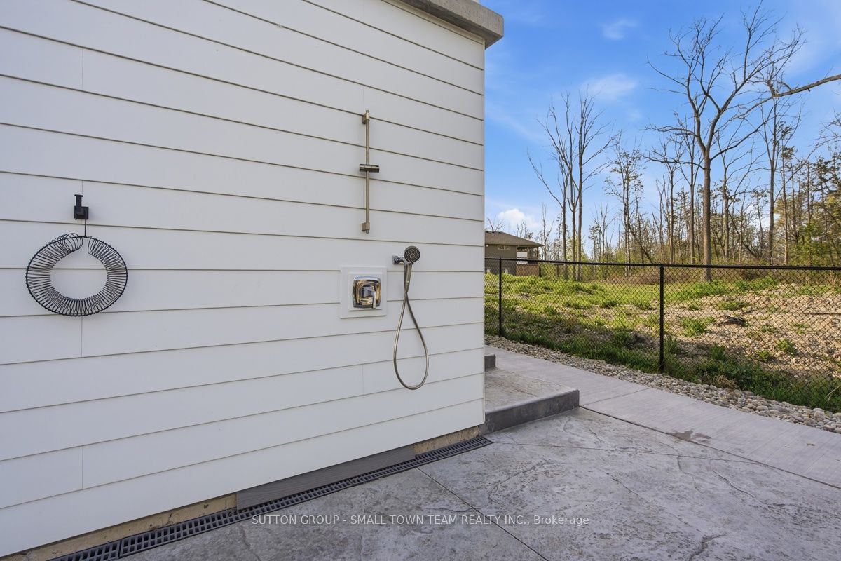 31 Creek Side Place Property Photo 46