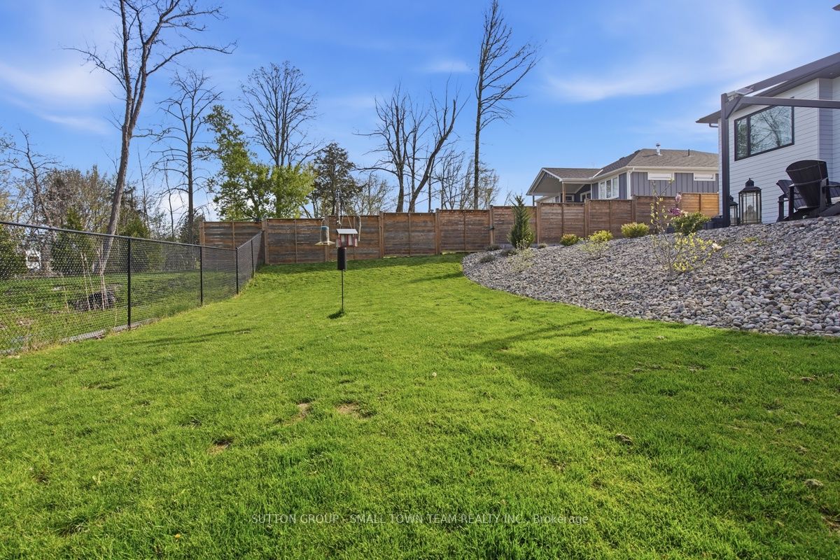 31 Creek Side Place Property Photo 49