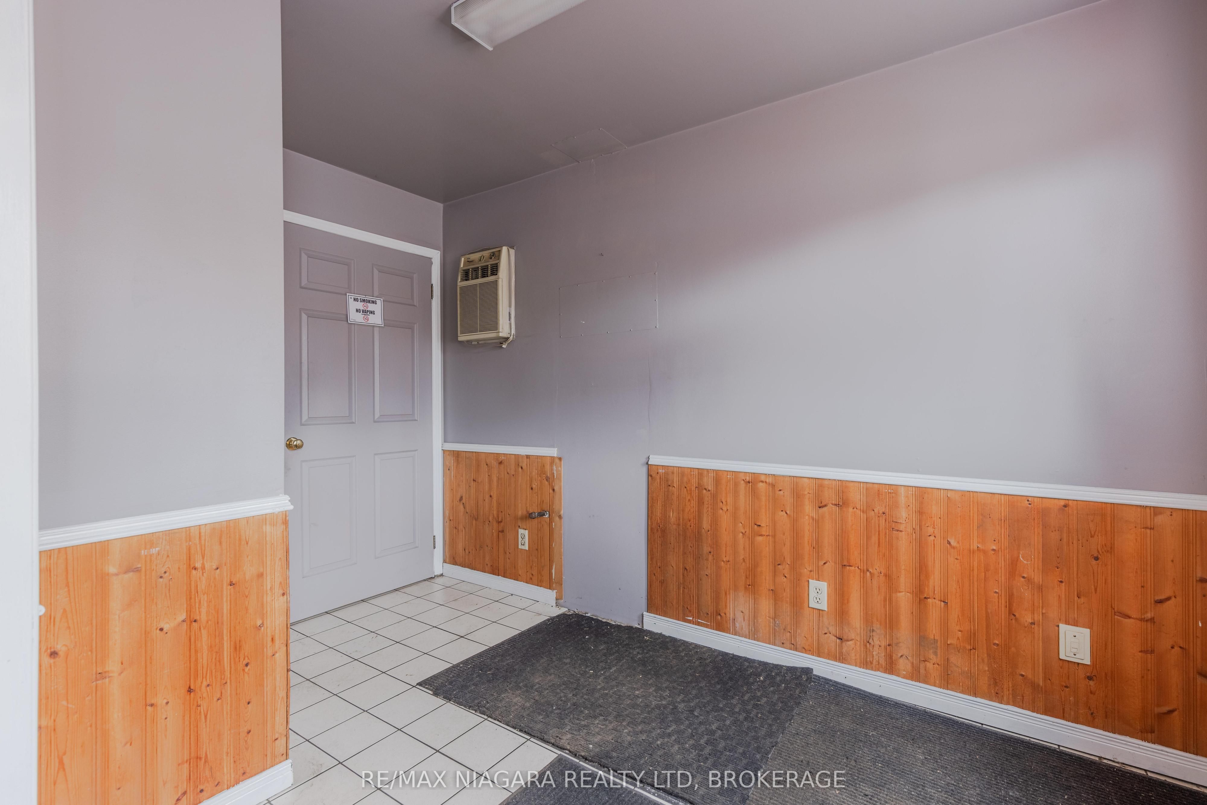 124 Ridge Road N Property Photo 8