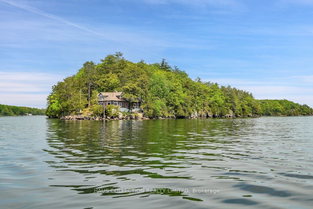 1 Little Grenadier Island Property Photo 3