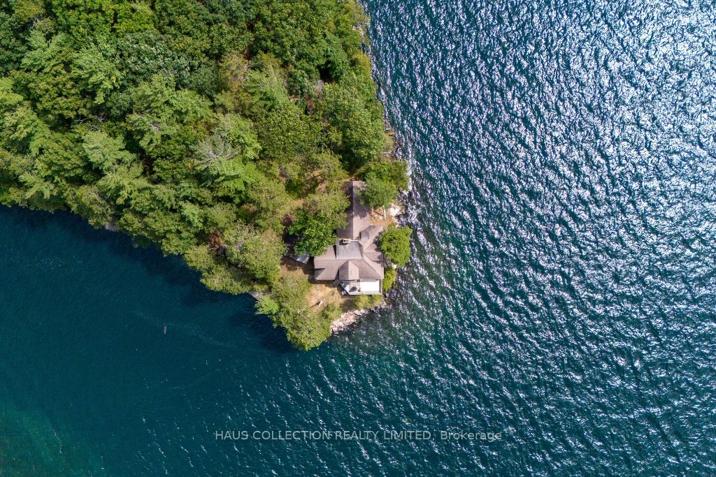 1 Little Grenadier Island Property Photo 6