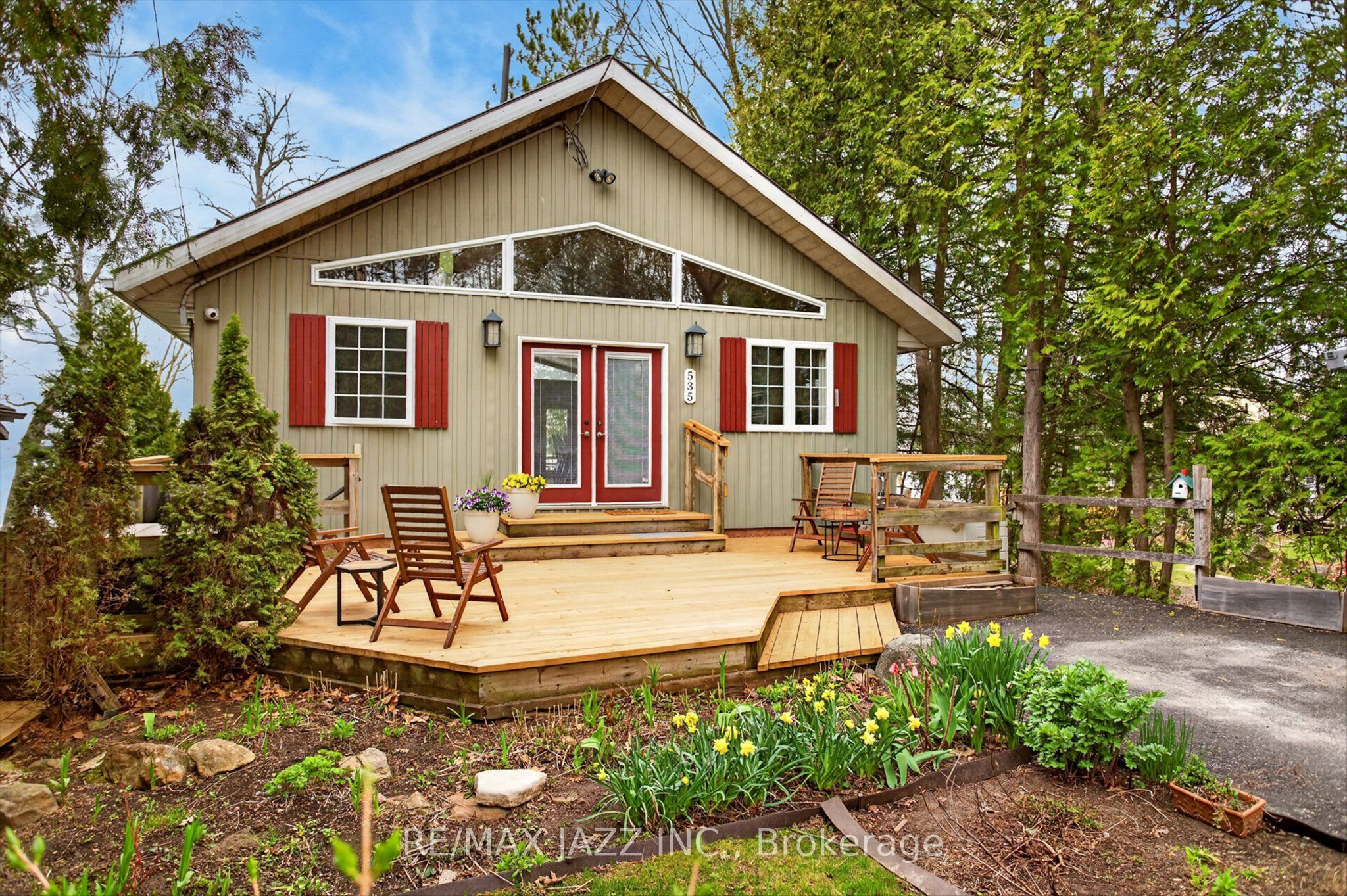 535 Marble Point Road Property Photo 1