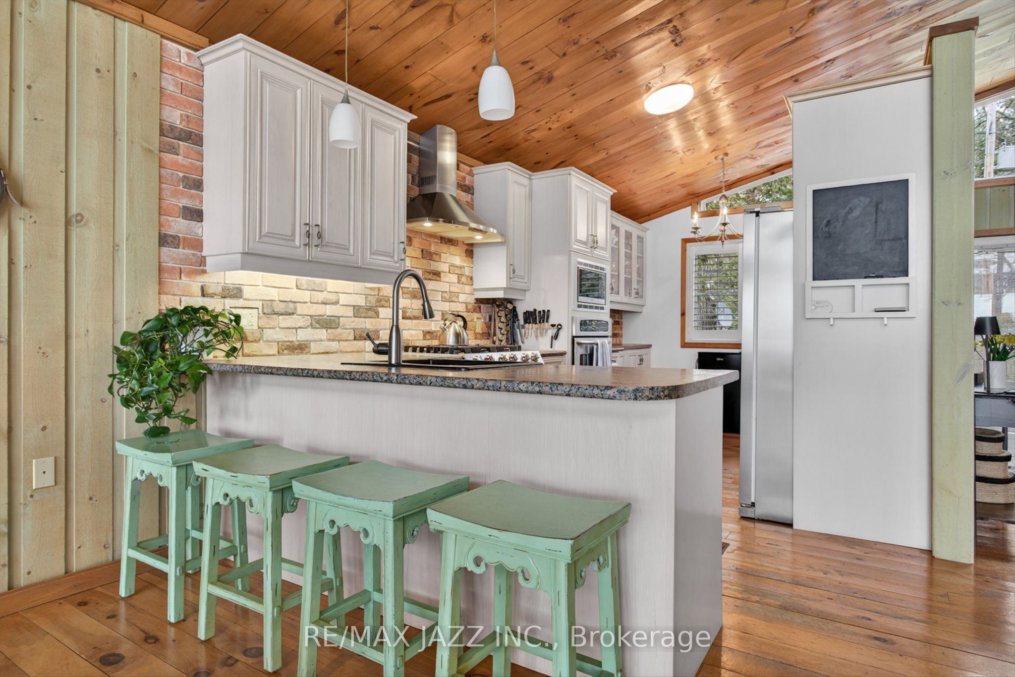 535 Marble Point Road Property Photo 16