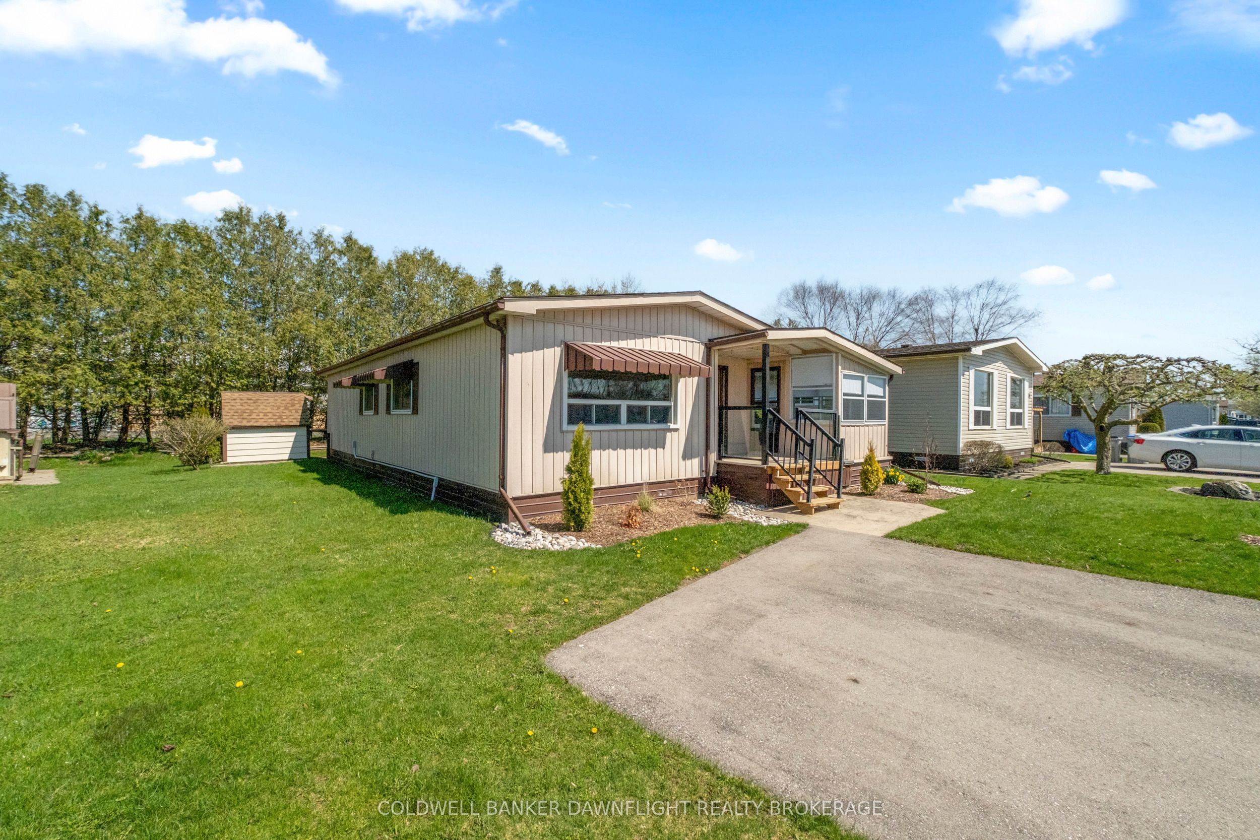 12 Redford Drive Property Photo 28