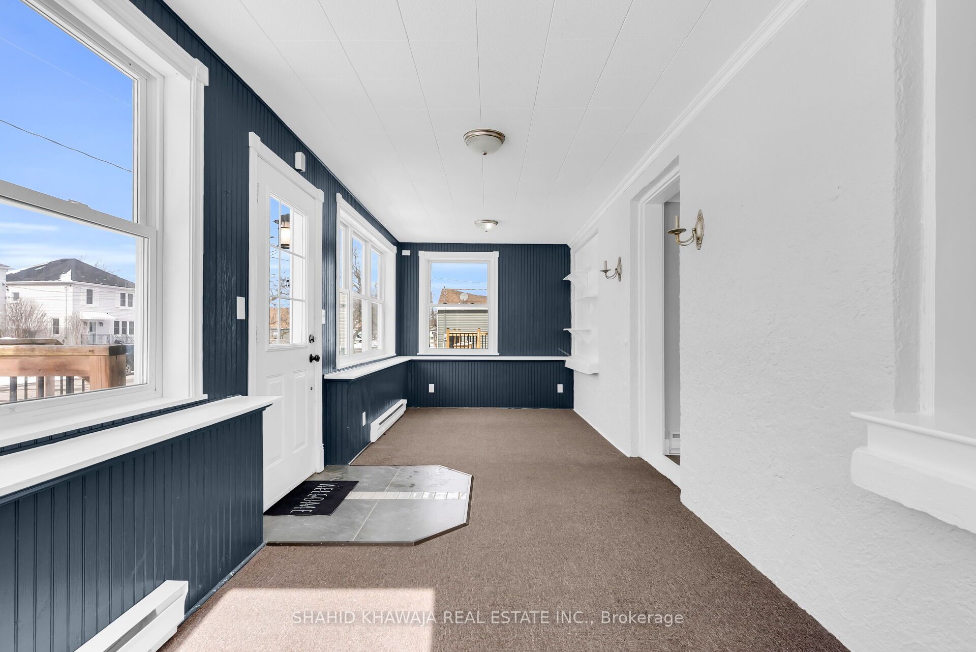 22 Lyons Avenue Property Photo 4