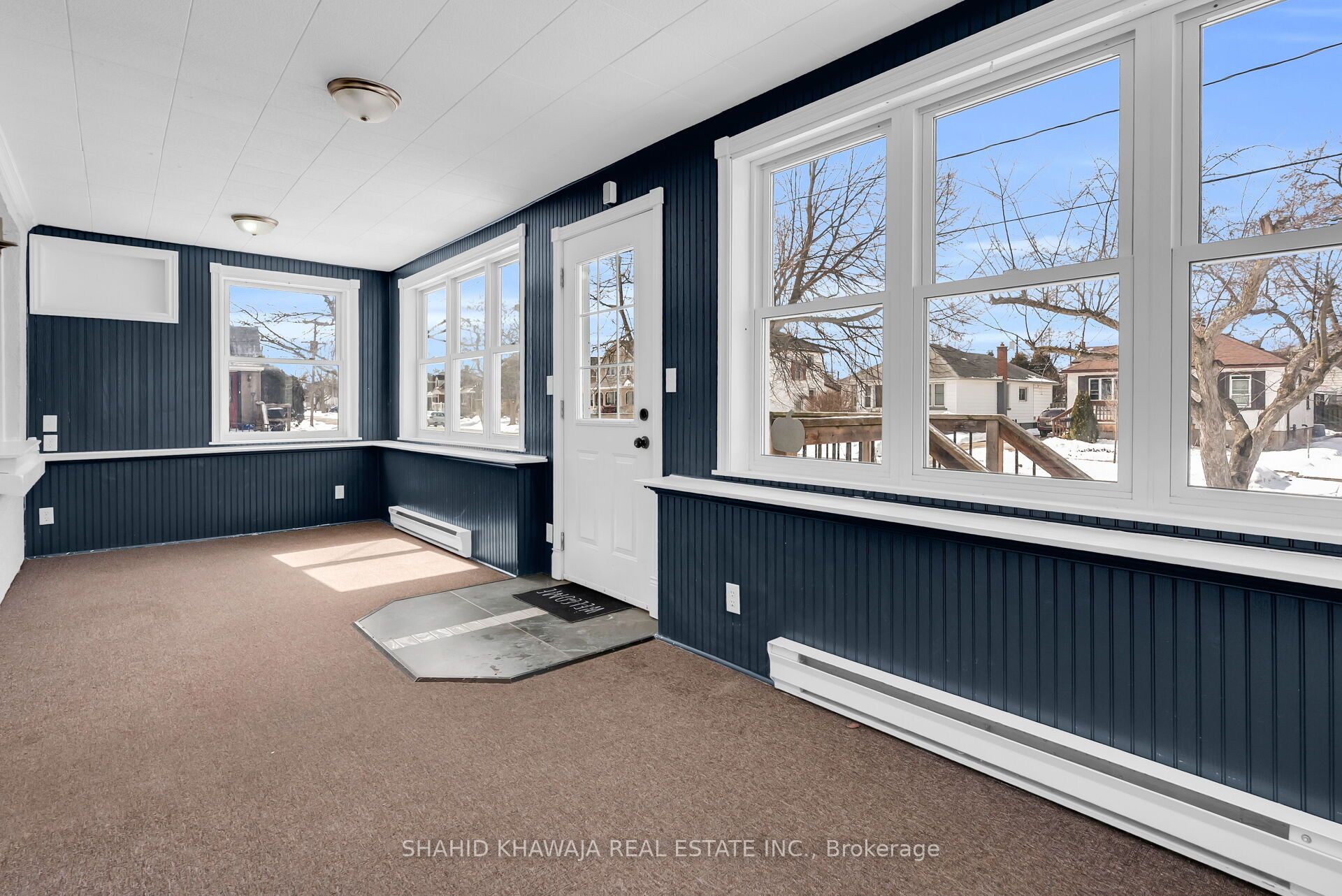 22 Lyons Avenue Property Photo 5