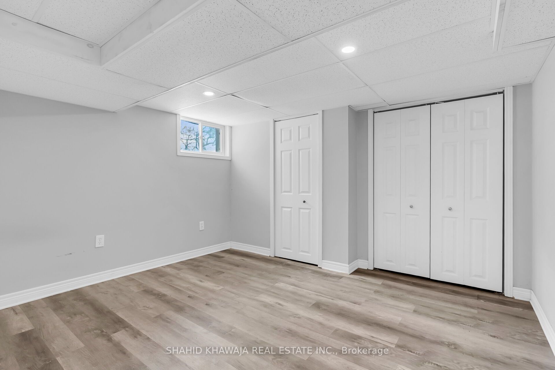 22 Lyons Avenue Property Photo 27