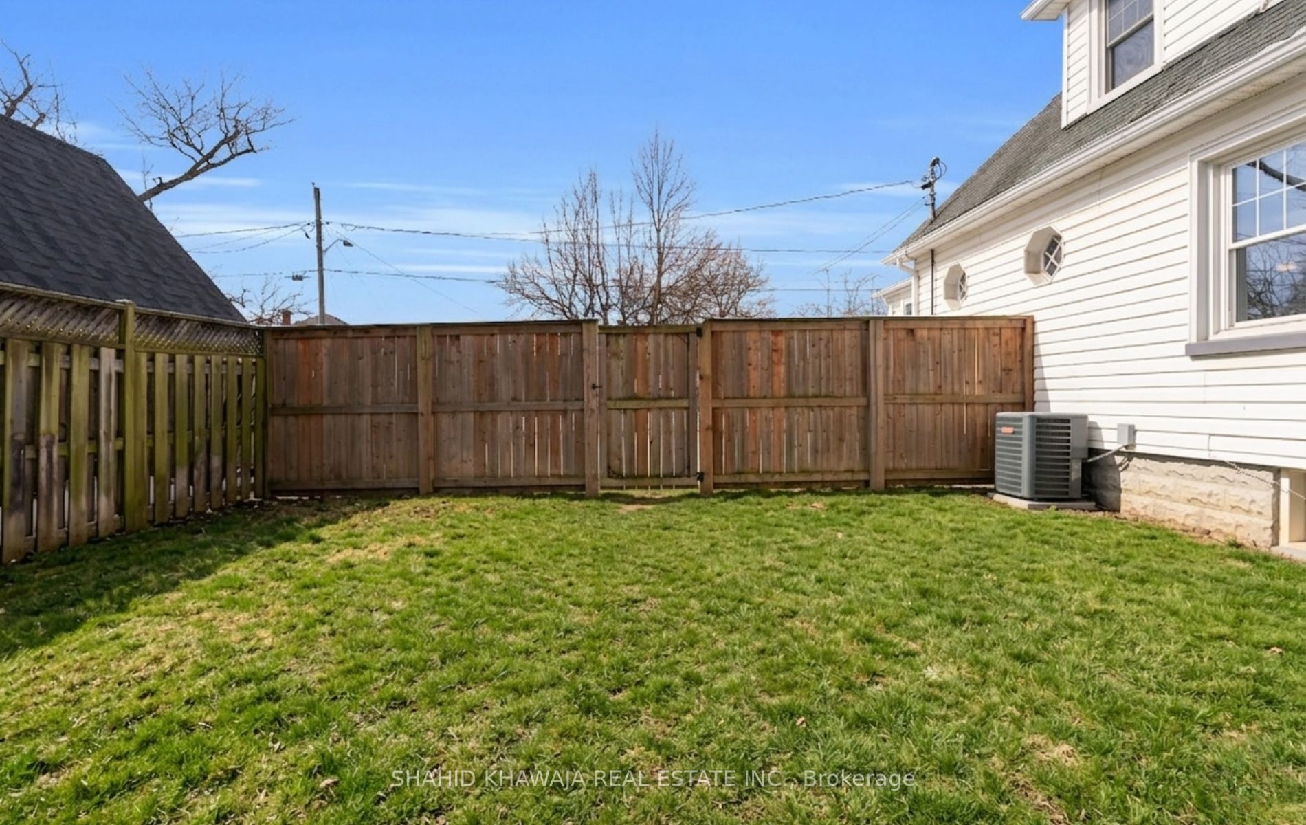 22 Lyons Avenue Property Photo 46