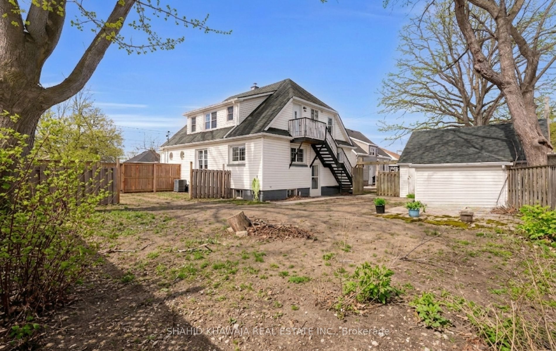 22 Lyons Avenue Property Photo 47