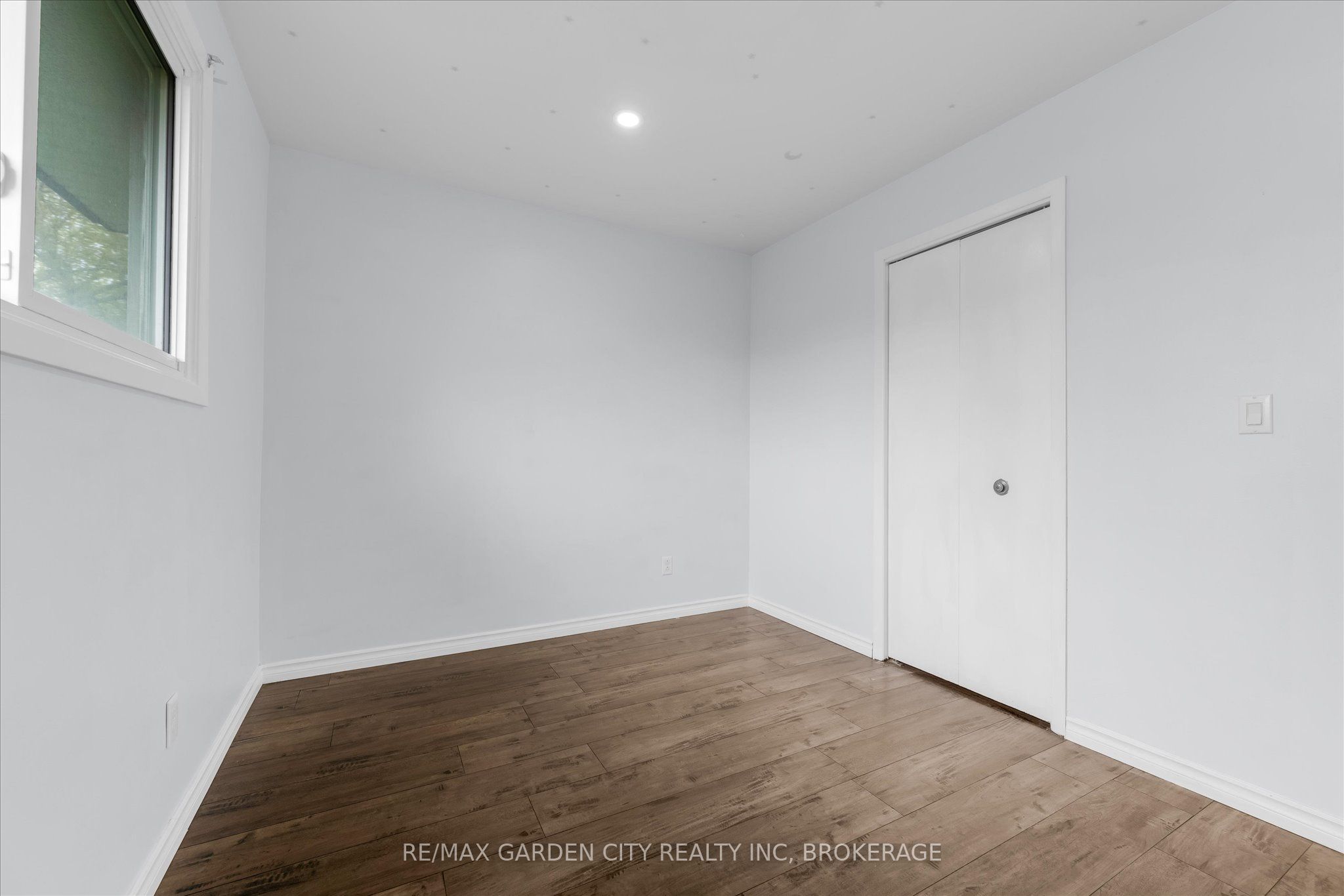 82 Linwell Road Property Photo 17