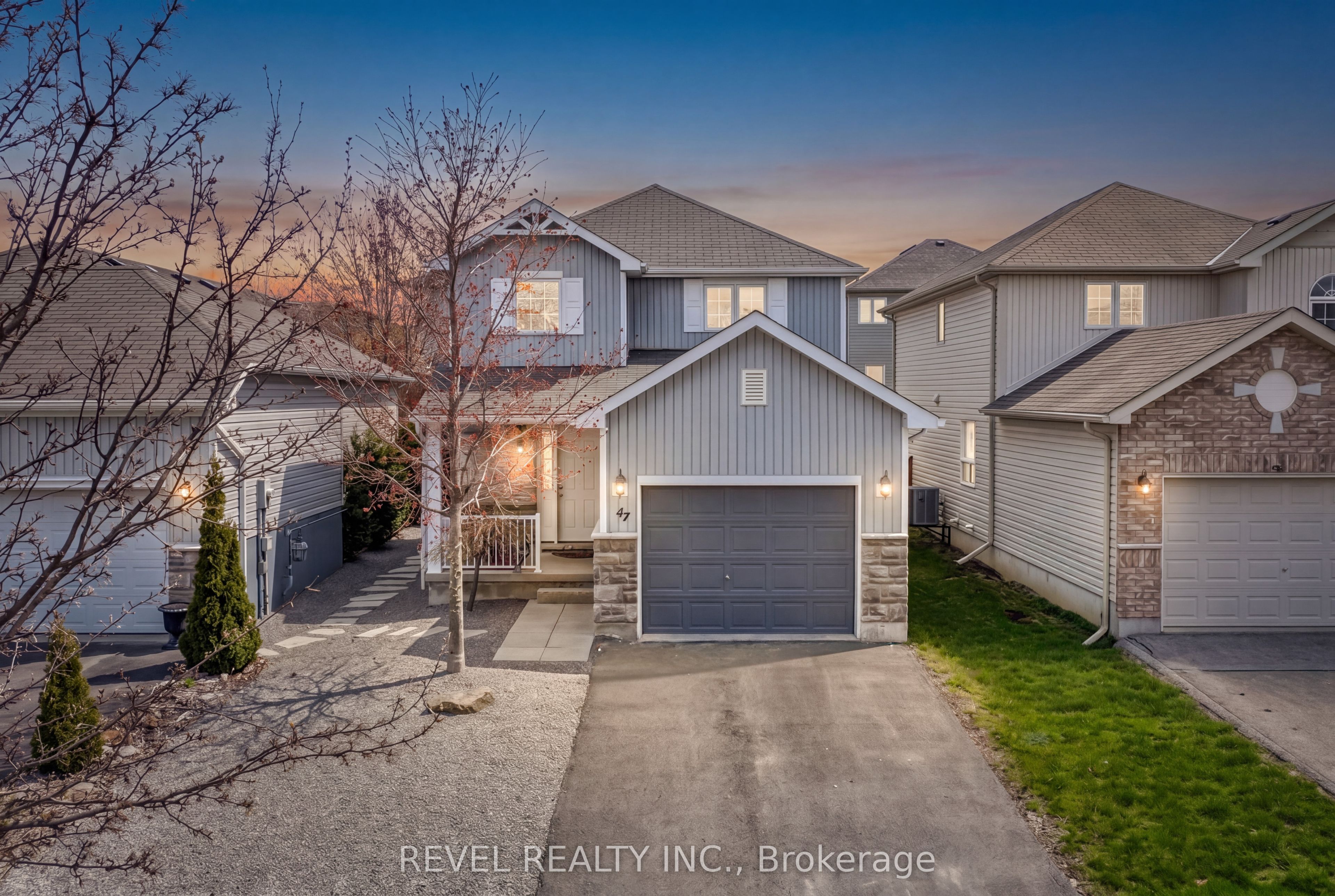 47 Lisbeth Crescent Property Photo 1