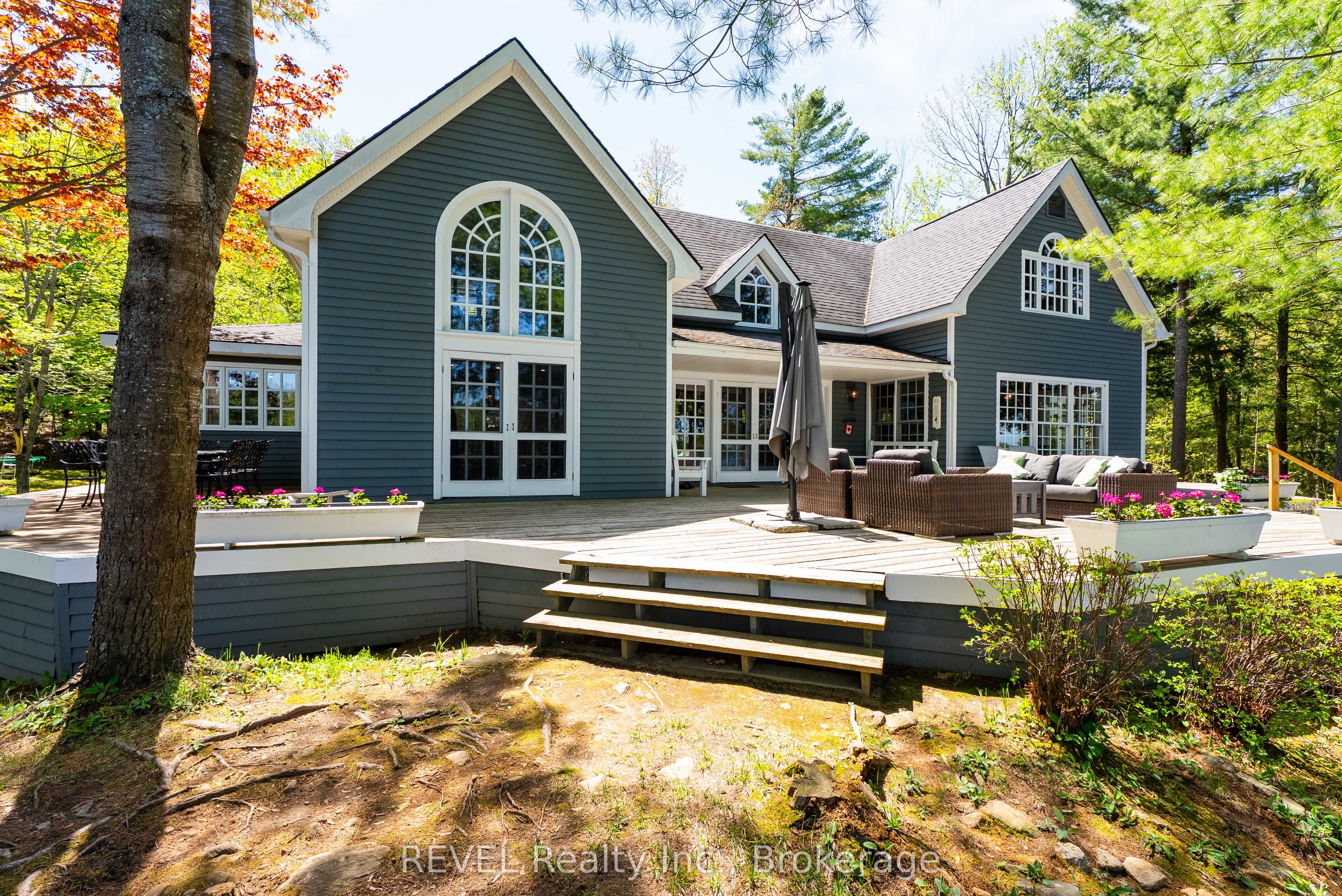14-M72 Grandview Island