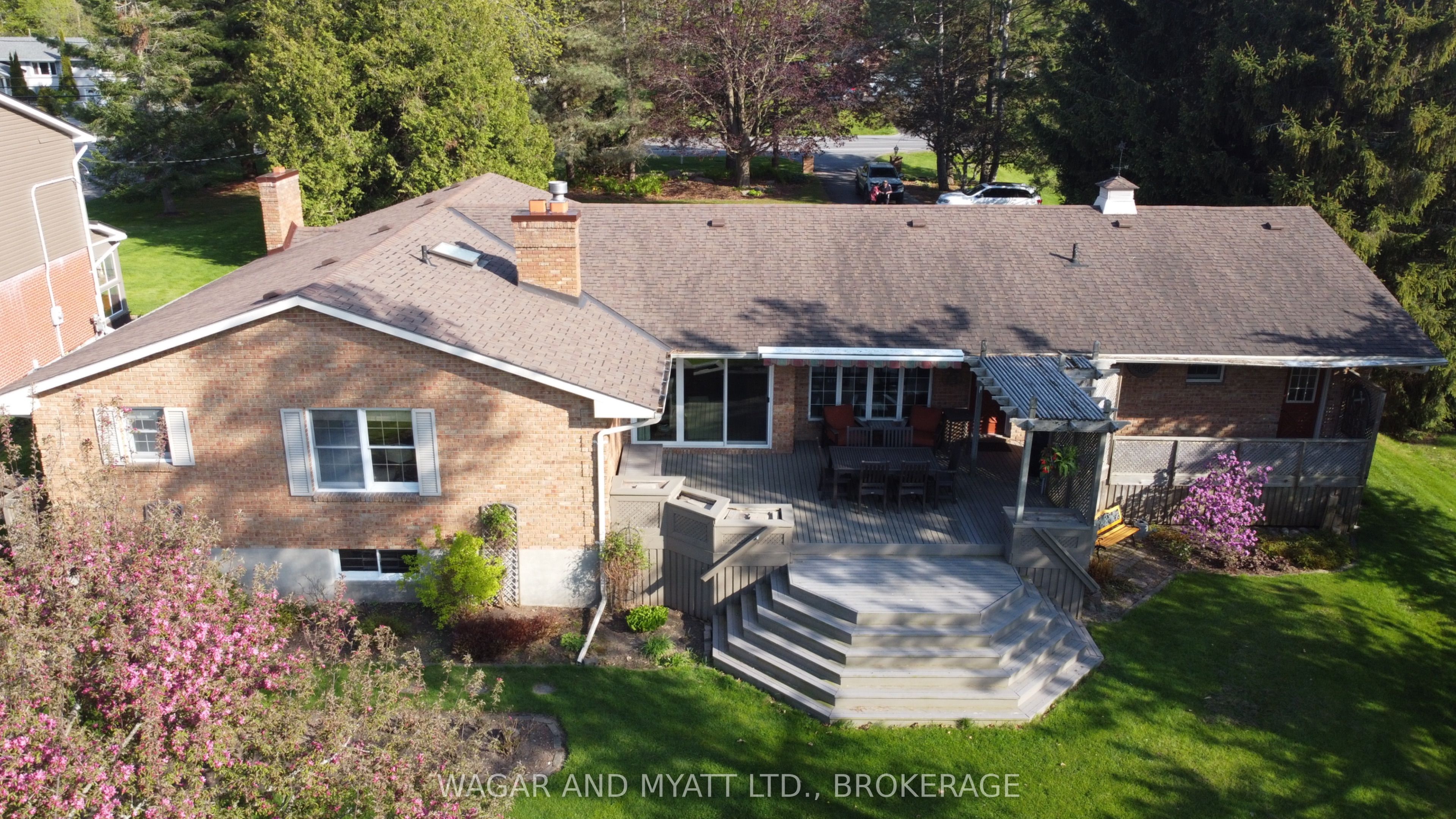 99 River Road Property Photo 5