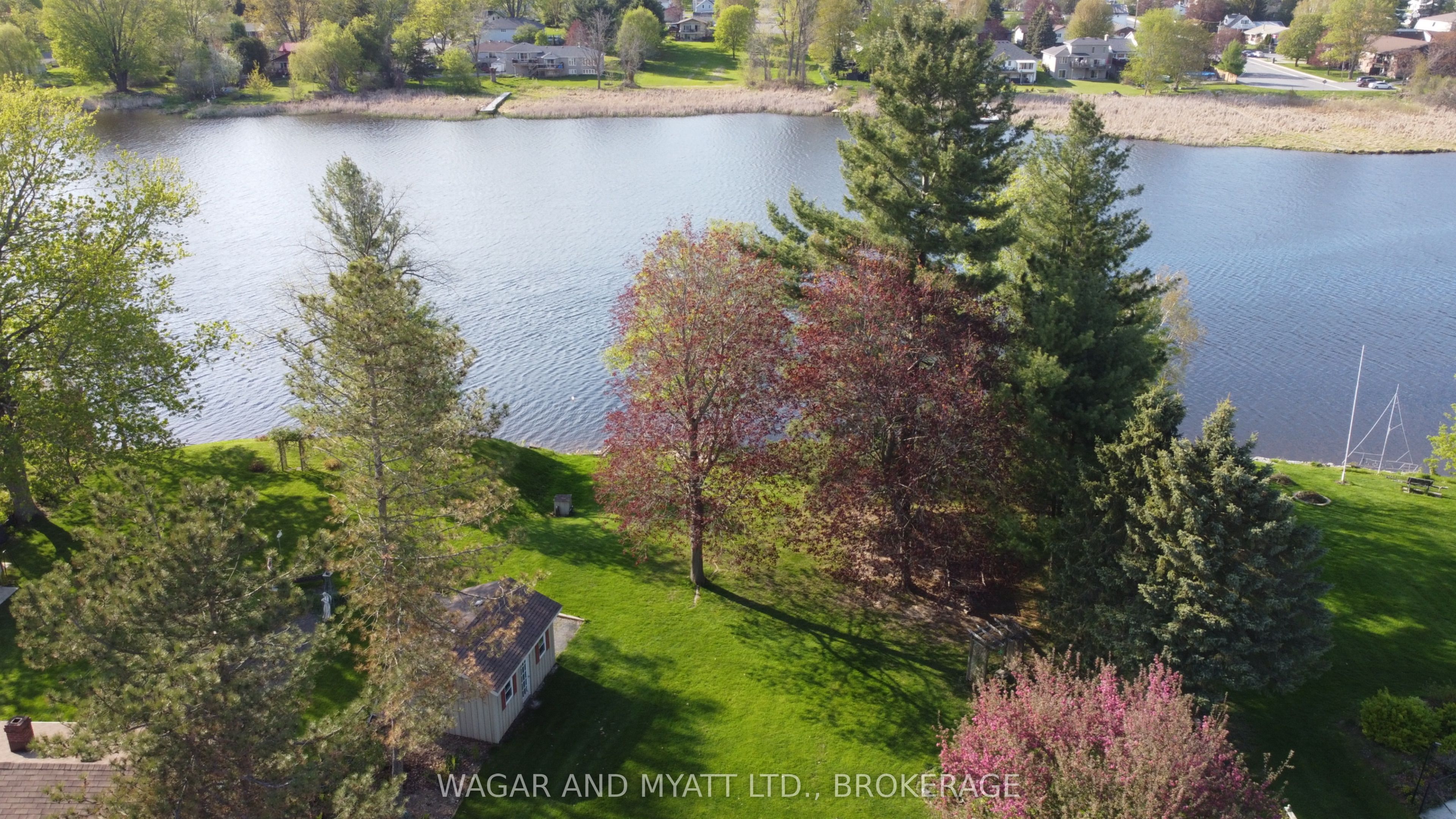 99 River Road Property Photo 6