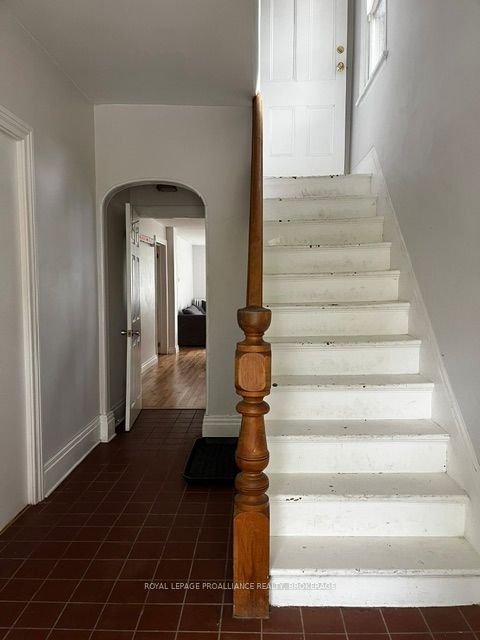 279 Frontenac Street Property Photo 5