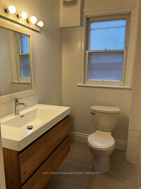 279 Frontenac Street Property Photo 18