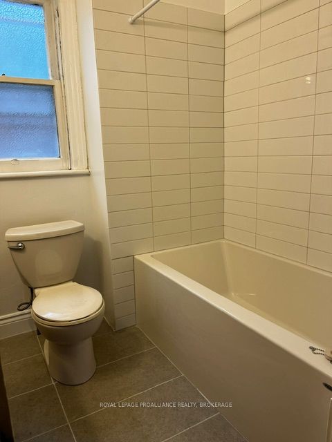 279 Frontenac Street Property Photo 19
