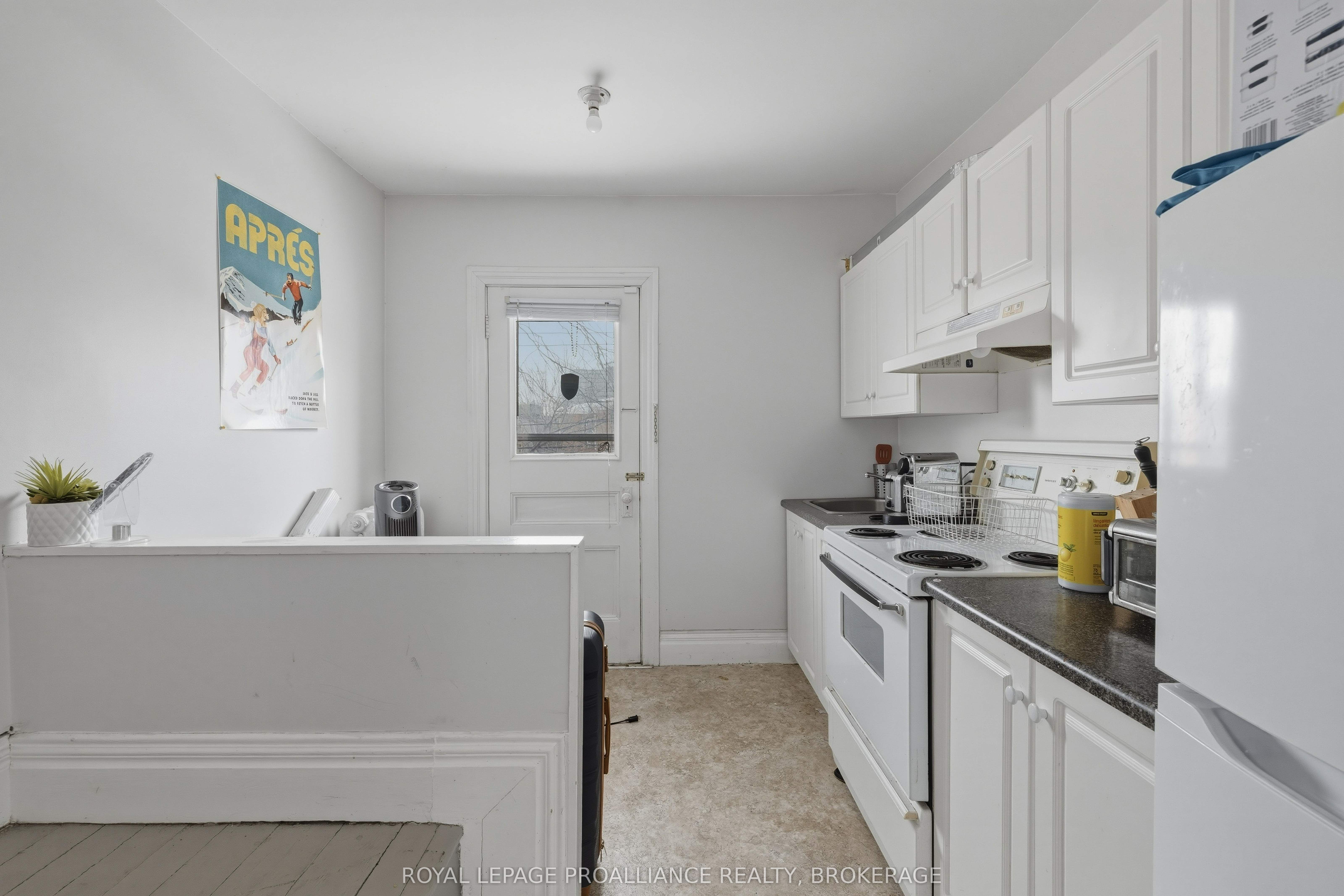 279 Frontenac Street Property Photo 21