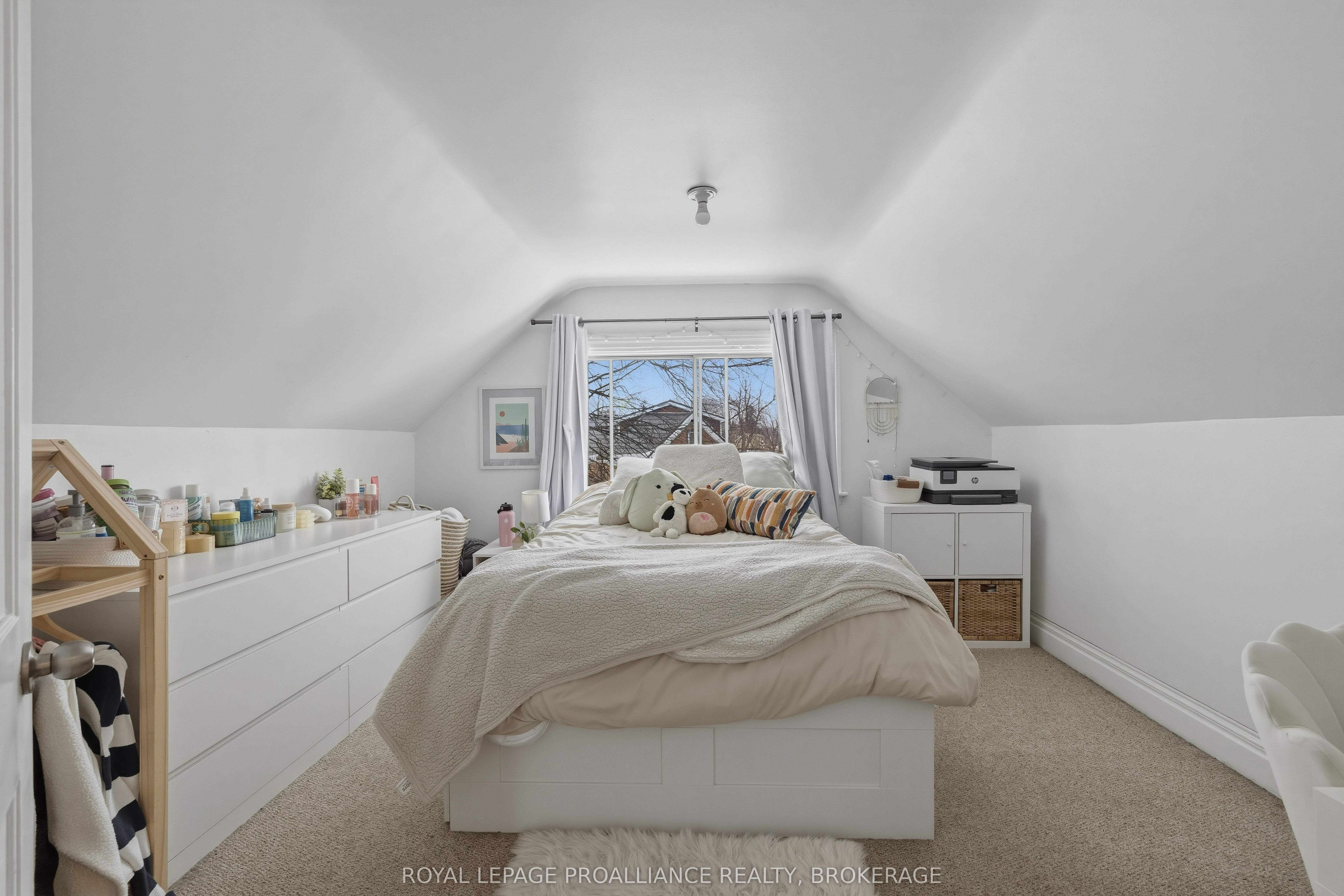 279 Frontenac Street Property Photo 23