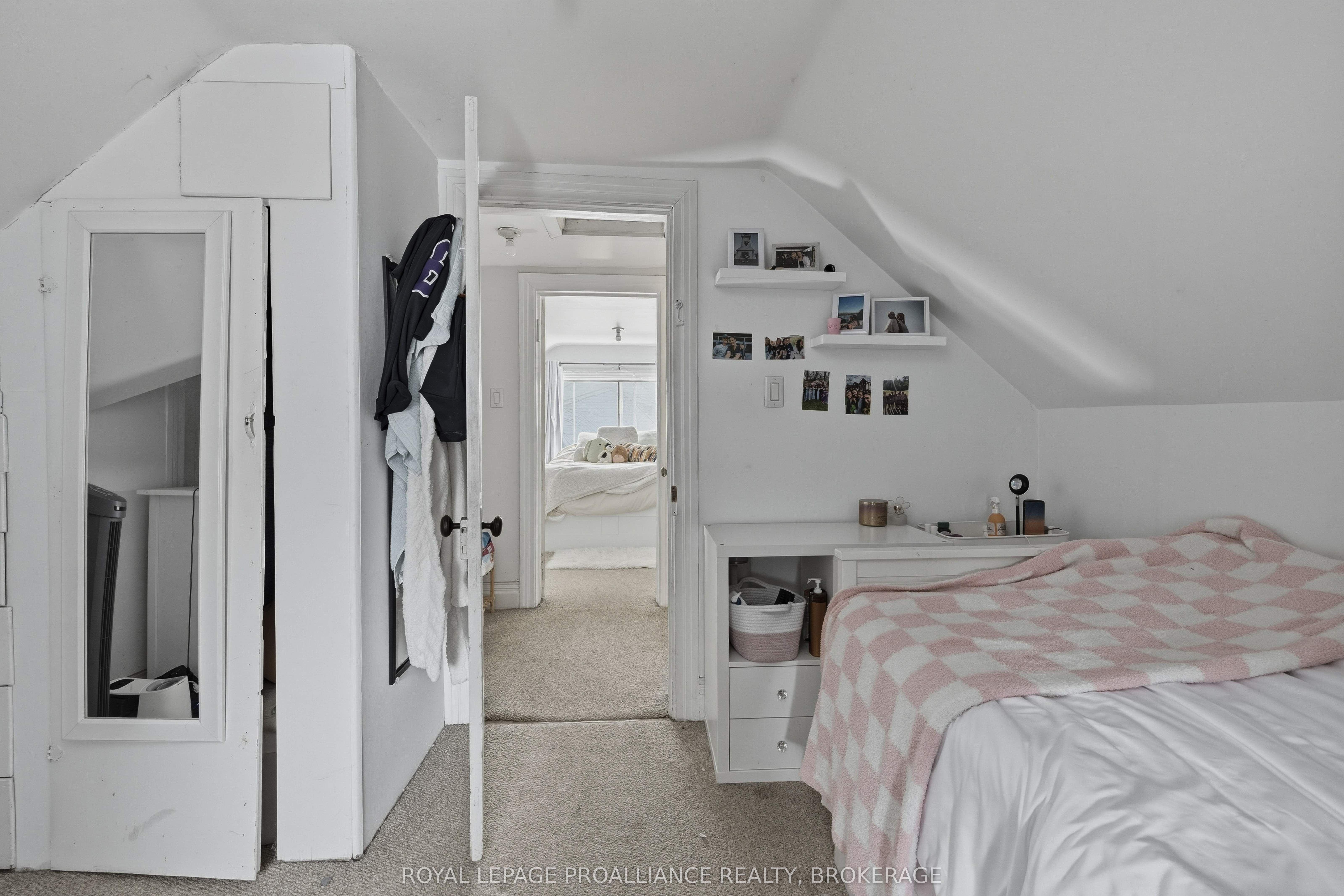 279 Frontenac Street Property Photo 26