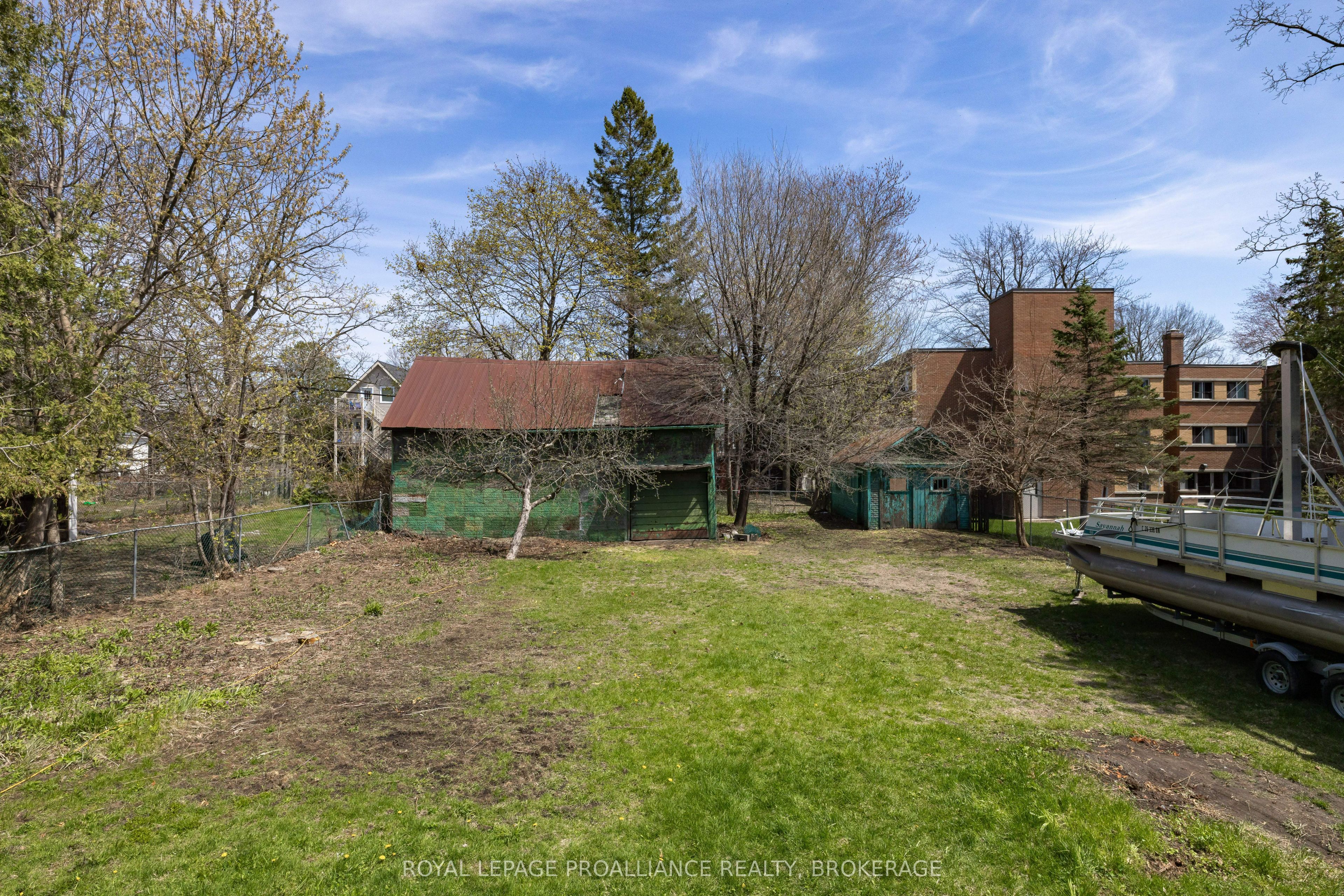 279 Frontenac Street Property Photo 45