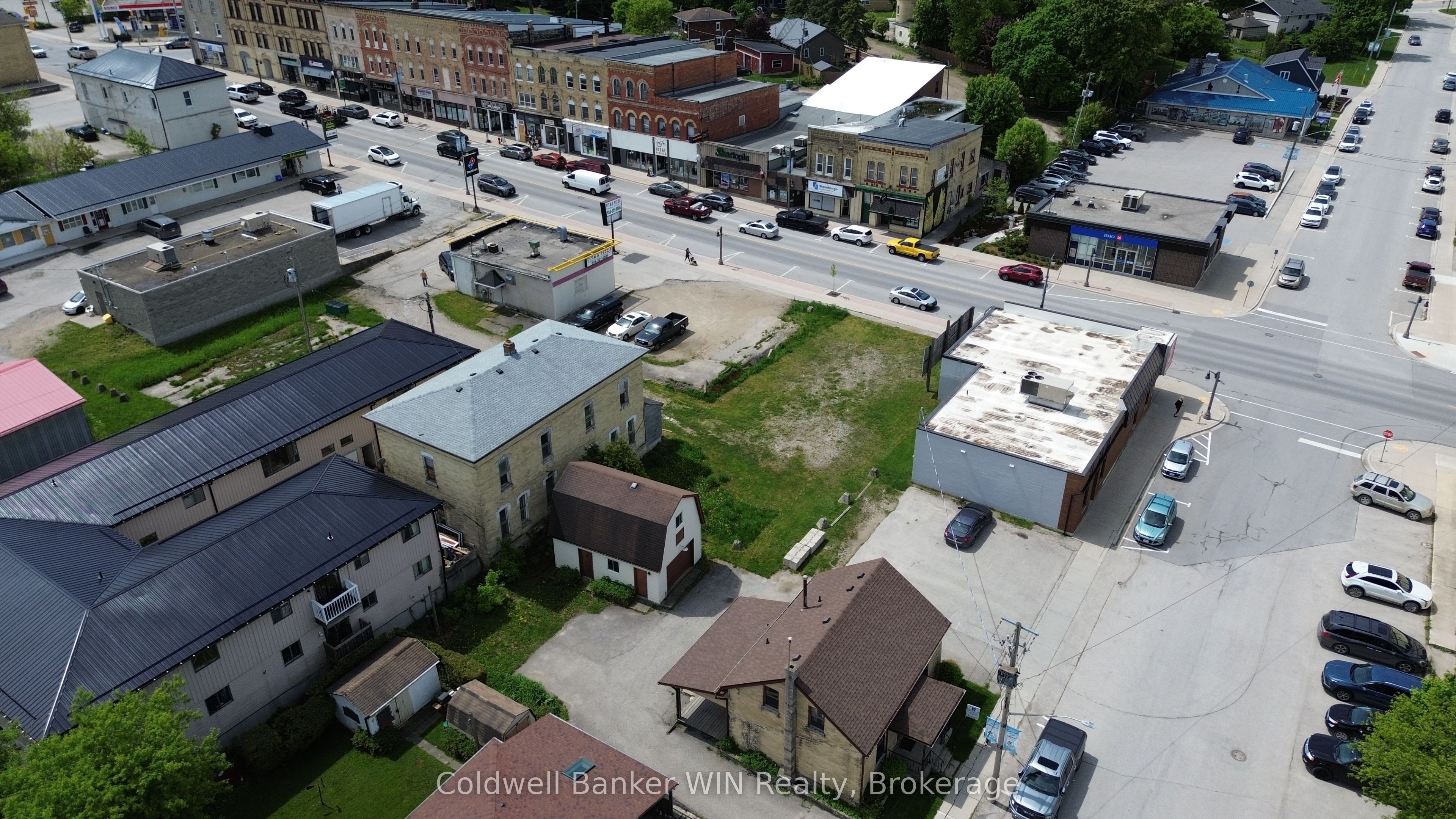 120 King Street E Property Photo 11